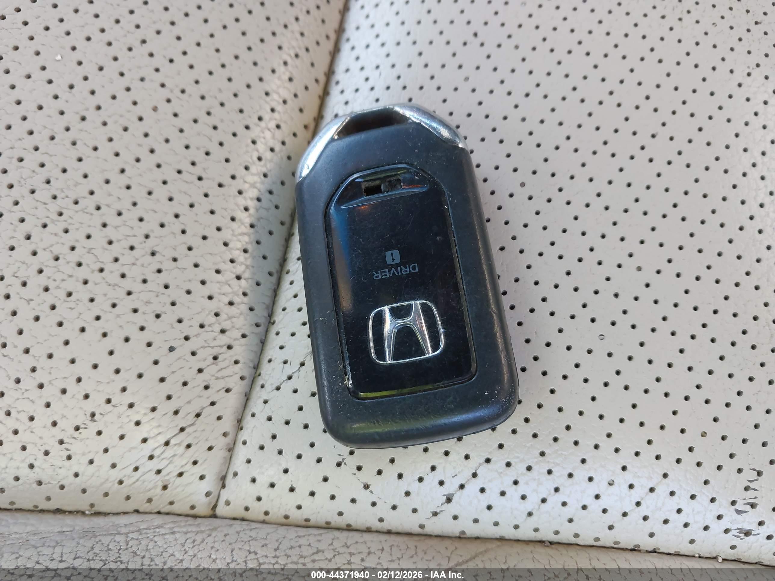 HONDA ACCORD image 11