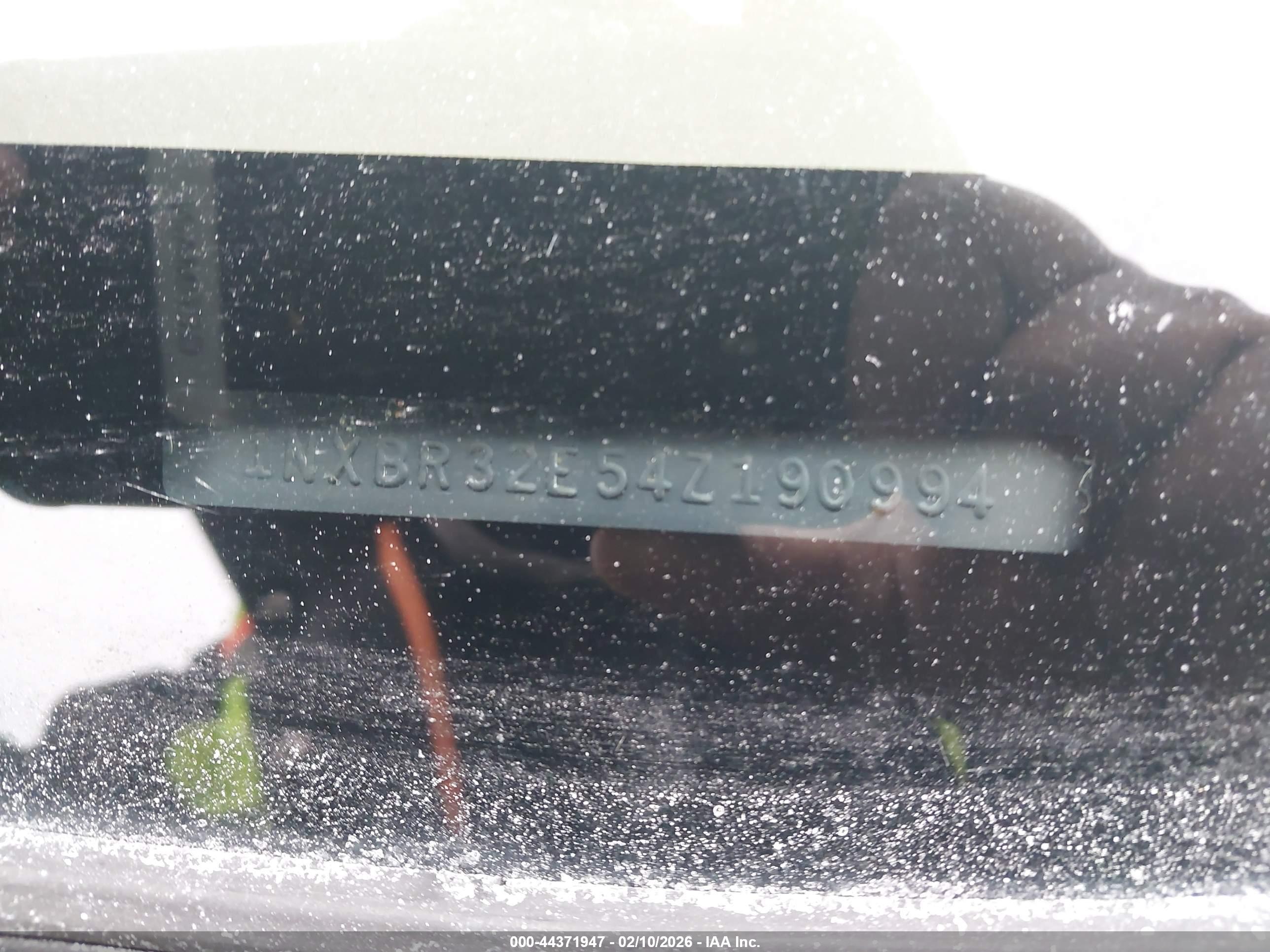 TOYOTA COROLLA image 9