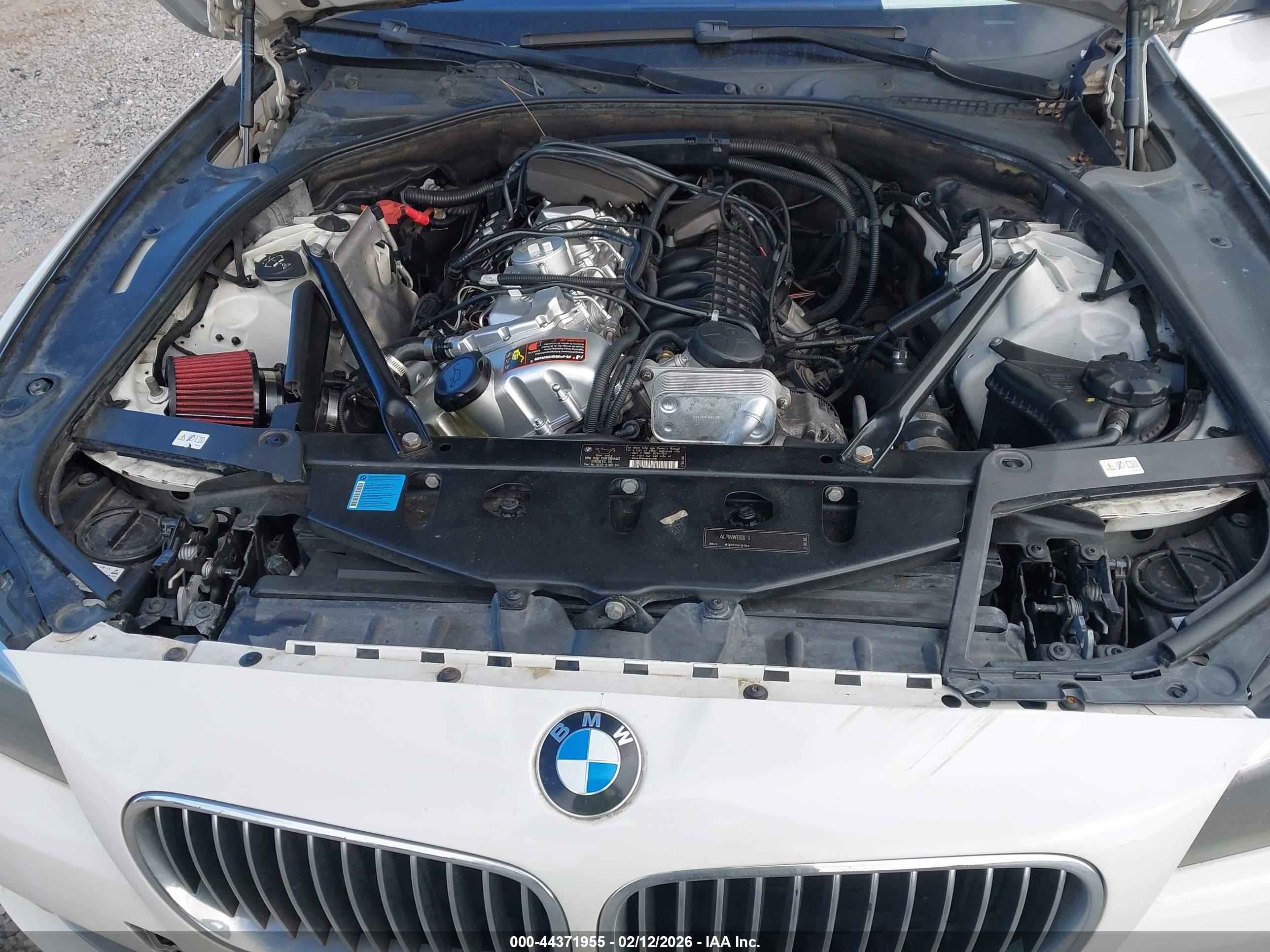 BMW 535I image 10