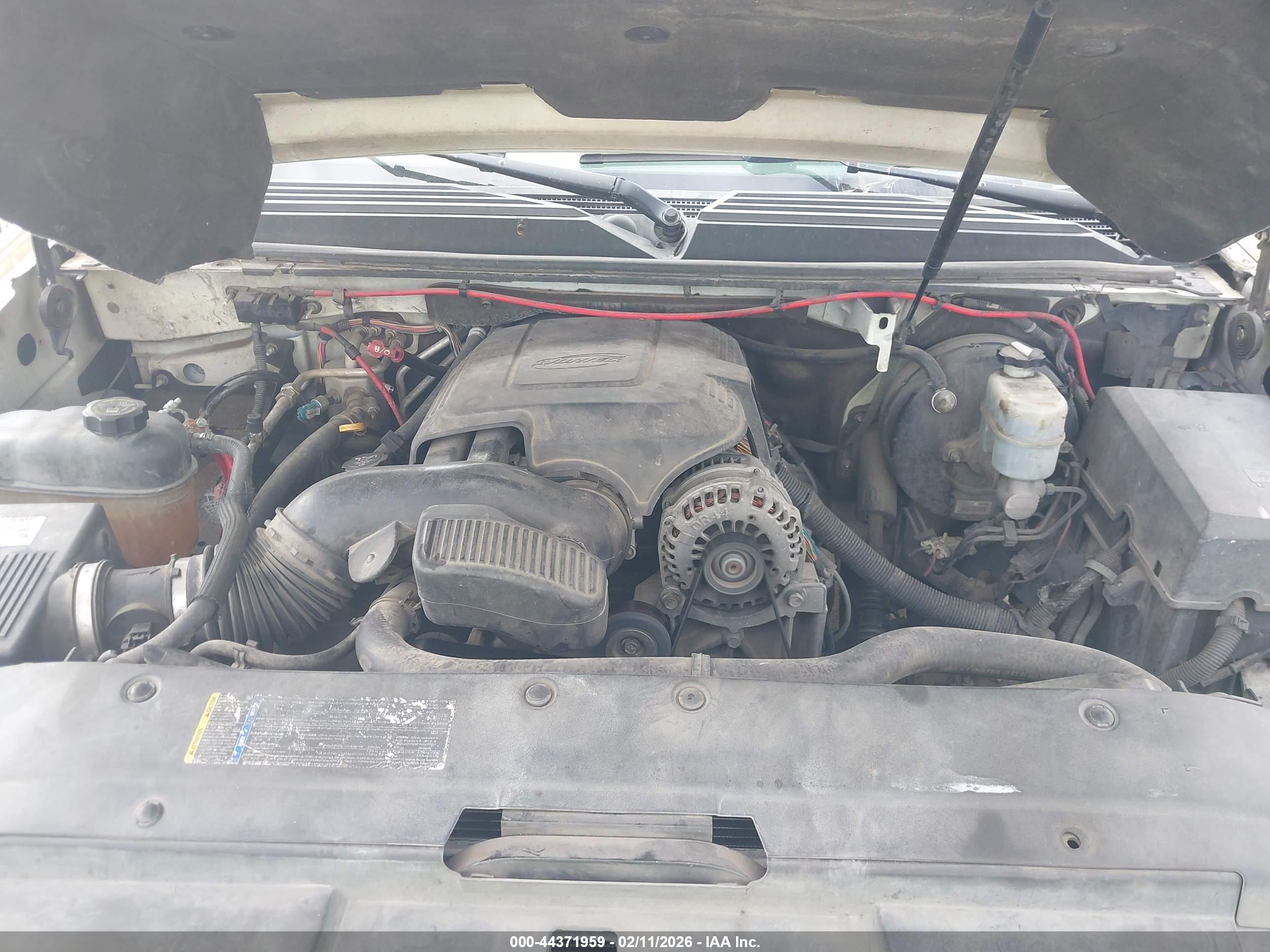 CHEVROLET TAHOE image 10