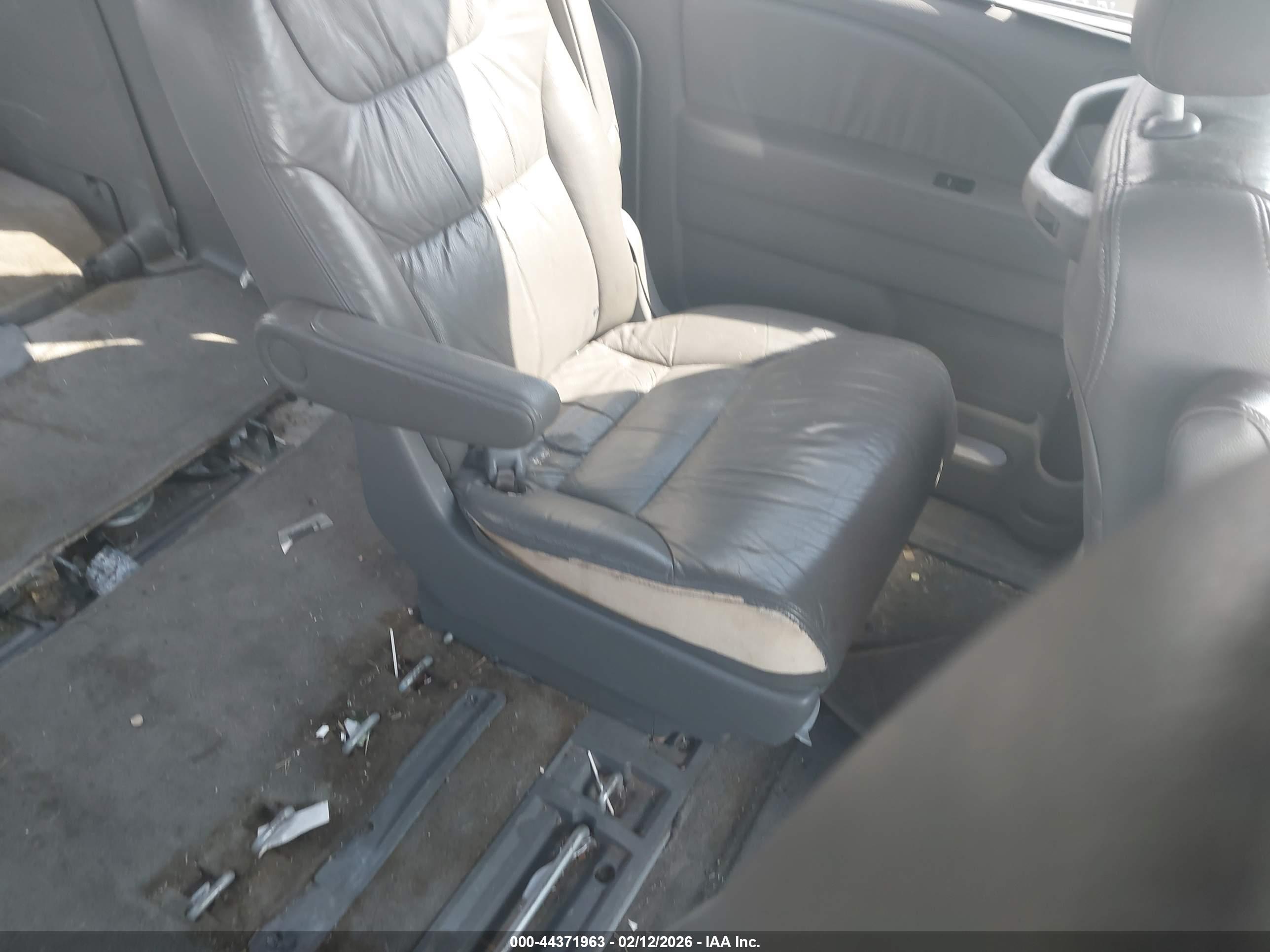 HONDA ODYSSEY image 8