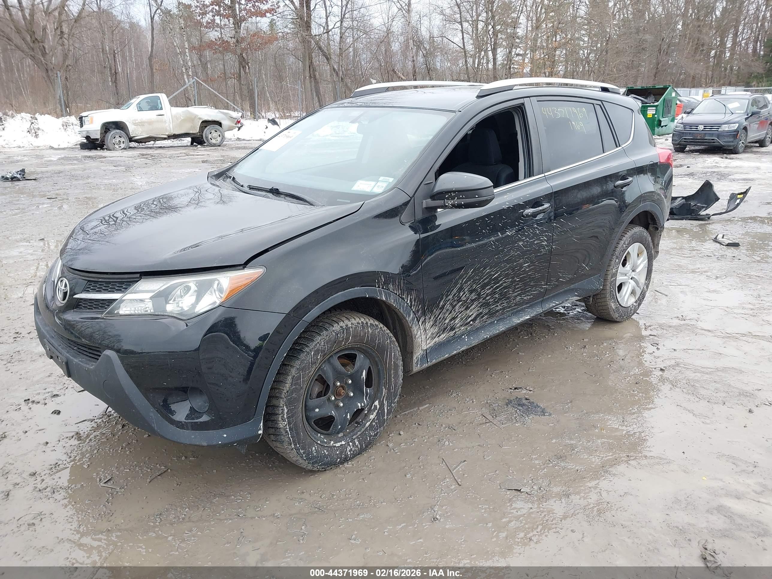TOYOTA RAV4 image 2