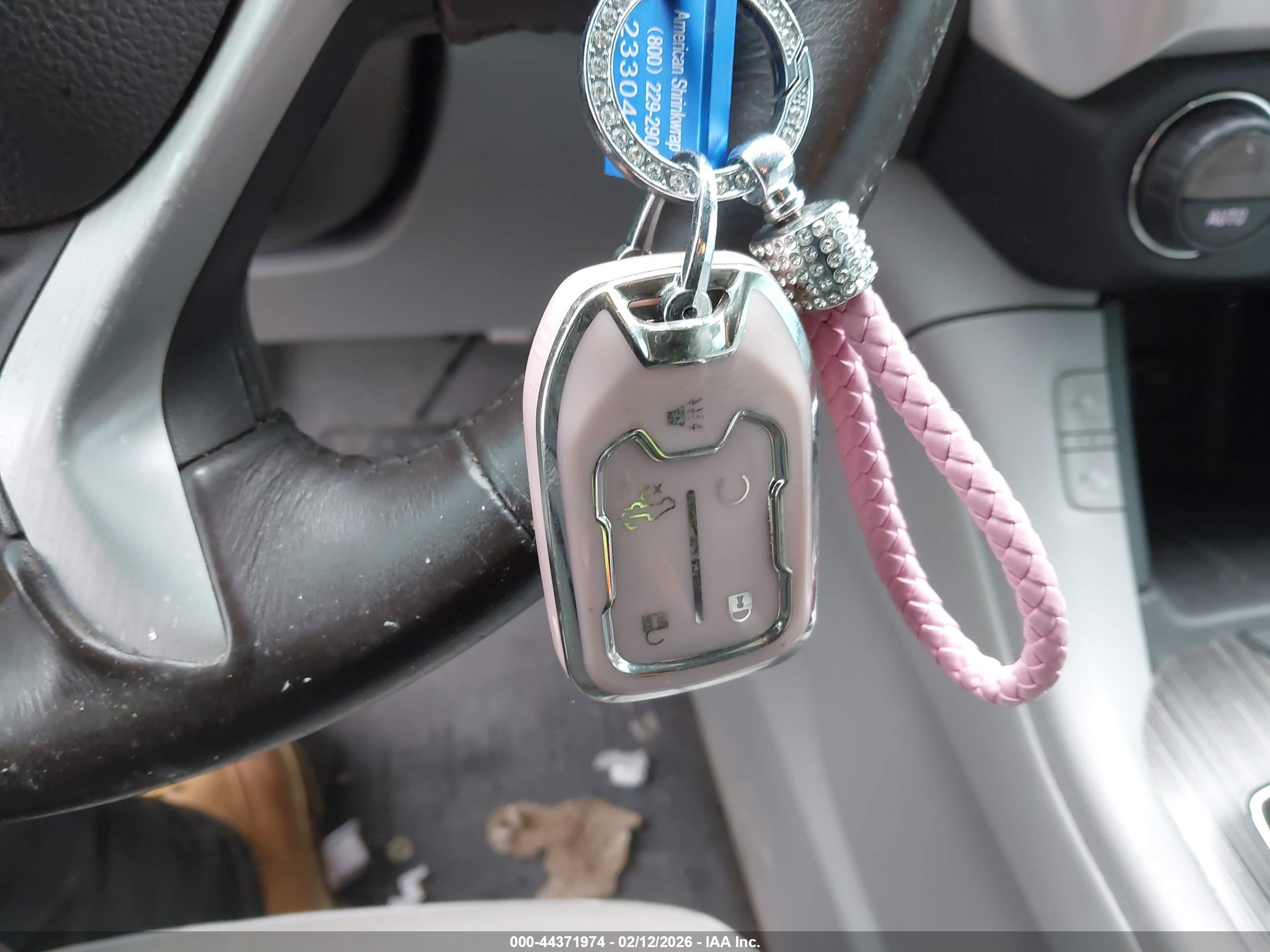 GMC ACADIA image 11