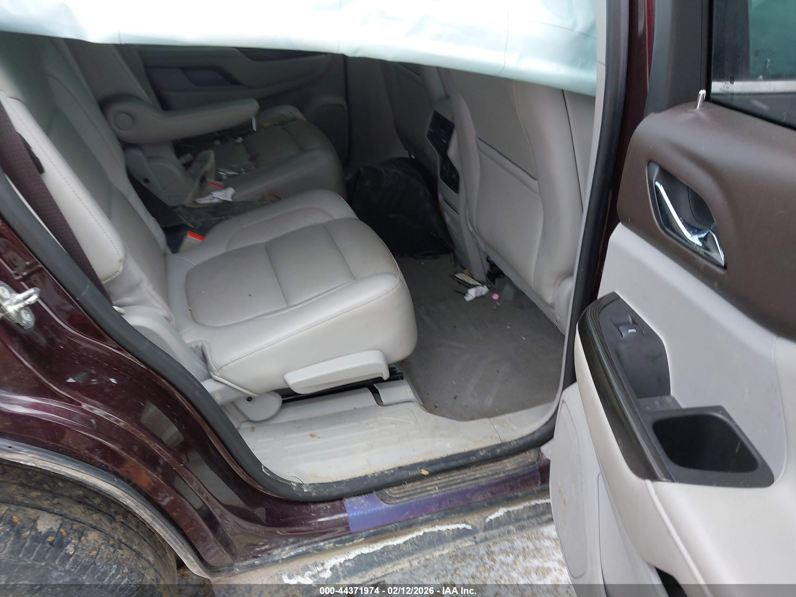 GMC ACADIA image 8