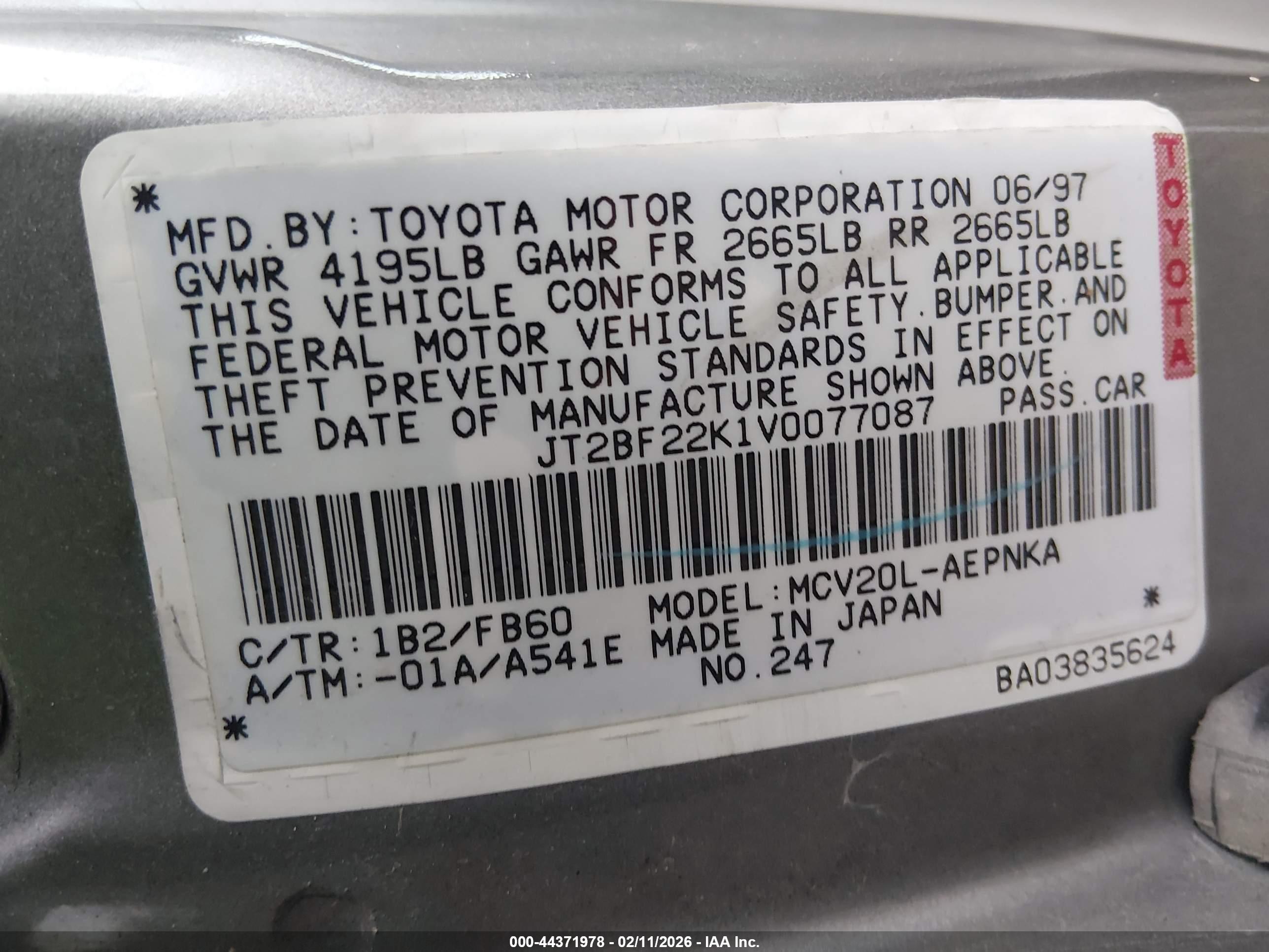 TOYOTA CAMRY image 9