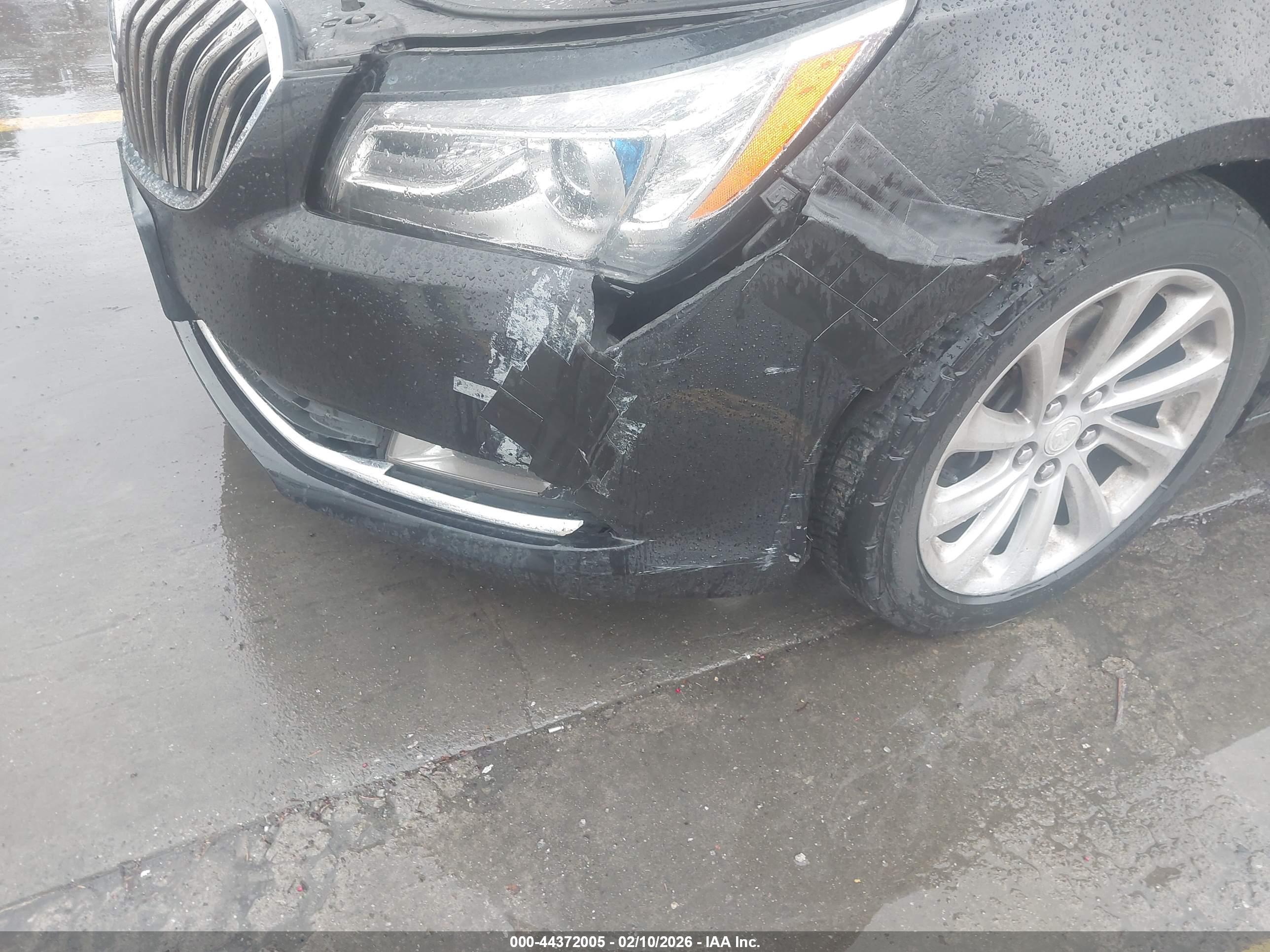 BUICK LACROSSE image 6