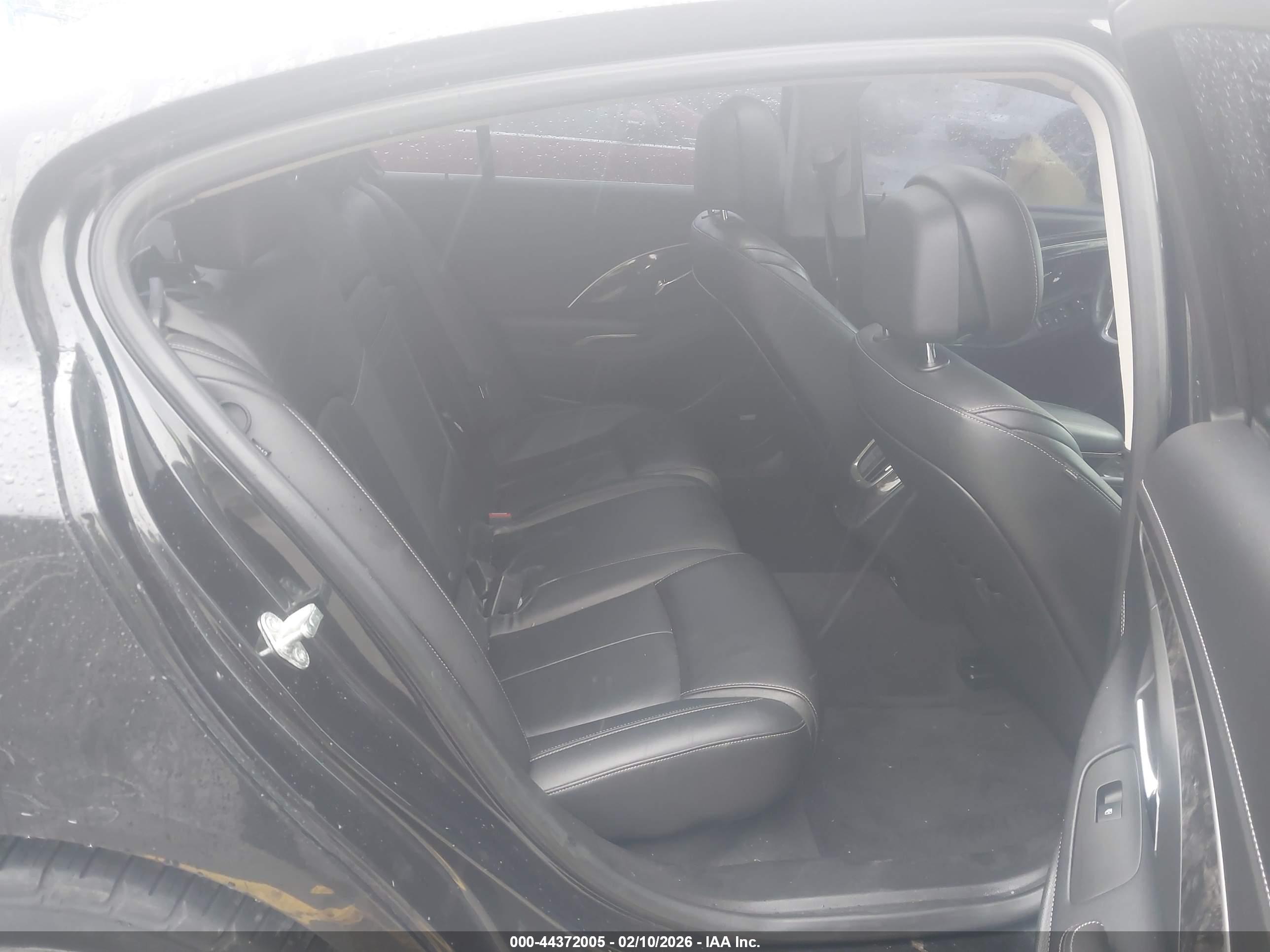 BUICK LACROSSE image 8