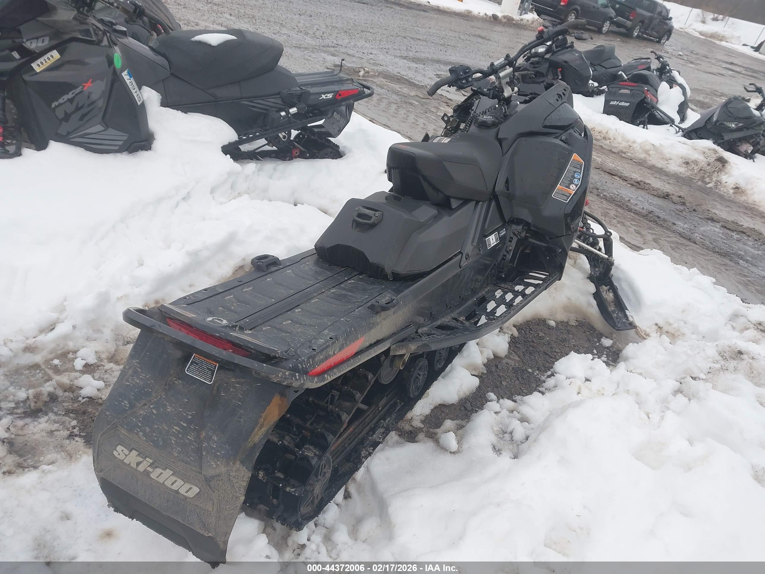 SKI-DOO RENEGADE image 4