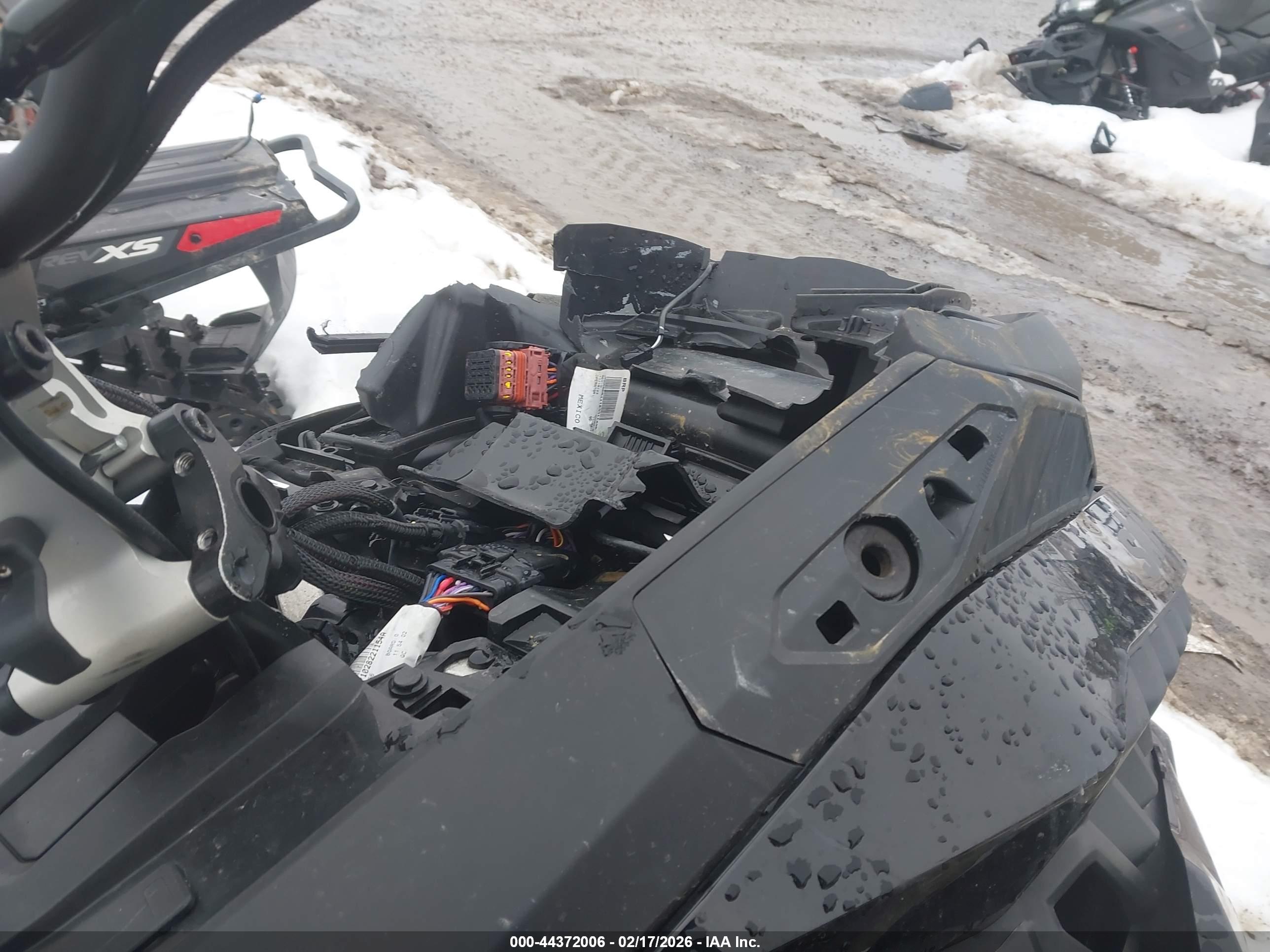 SKI-DOO RENEGADE image 7