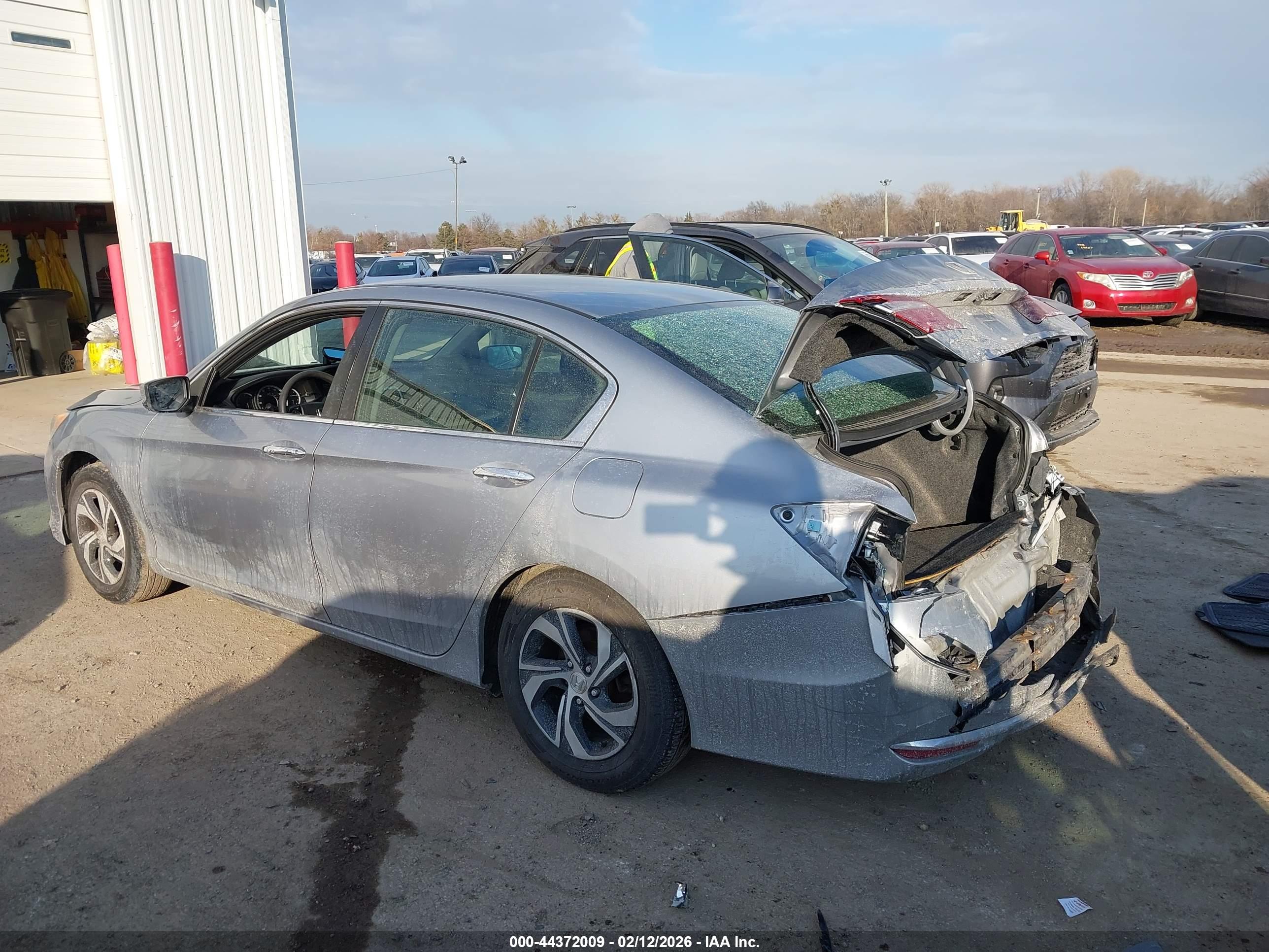 HONDA ACCORD image 3