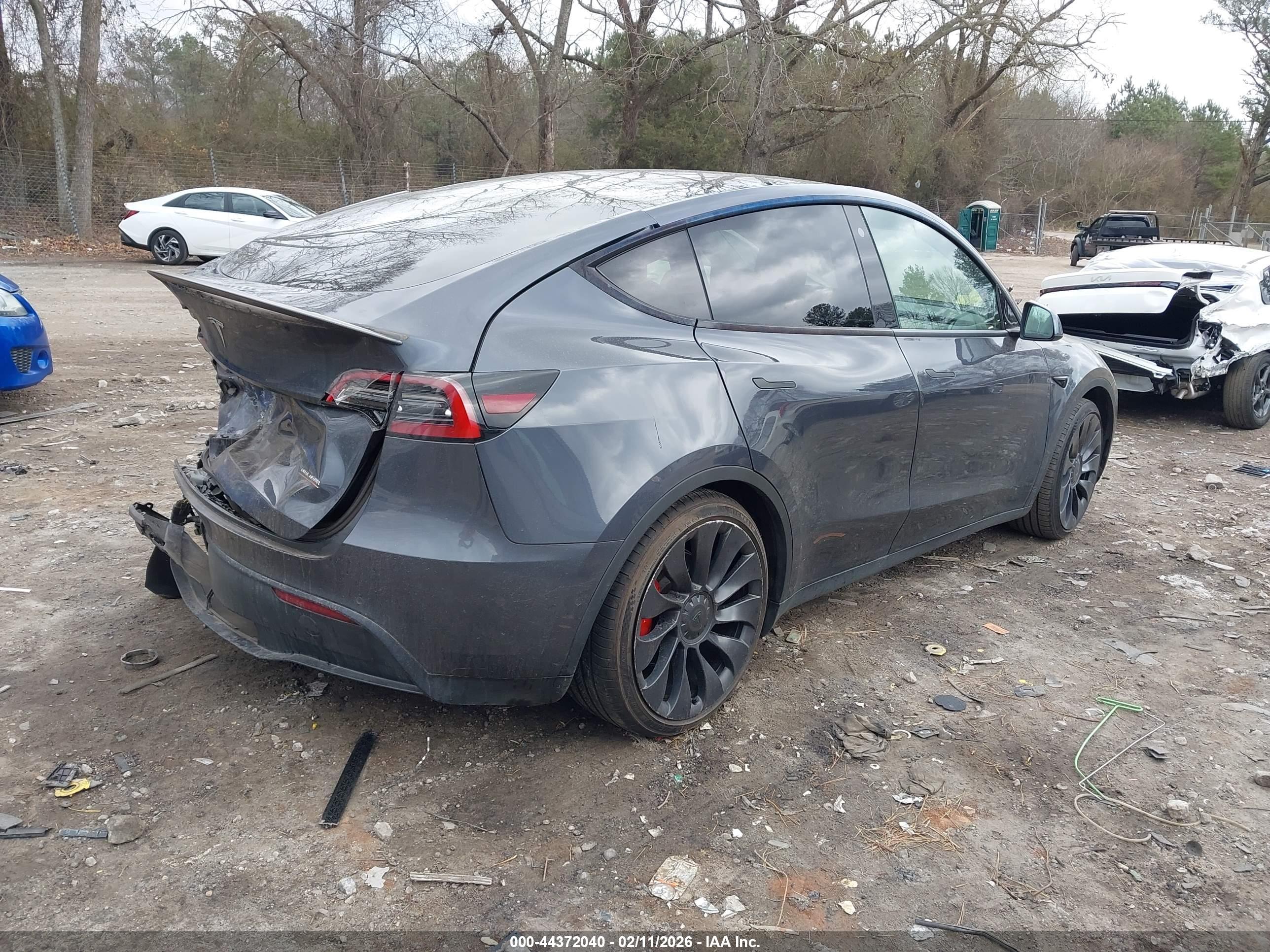 TESLA MODEL image 4