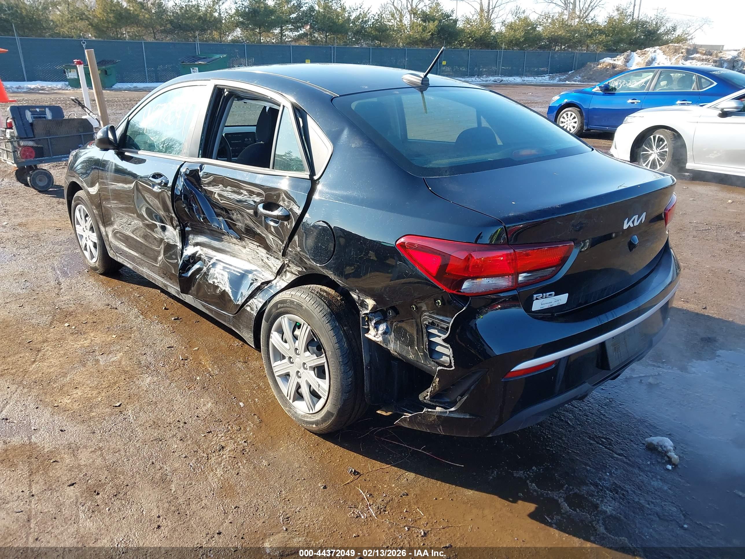 KIA RIO image 3