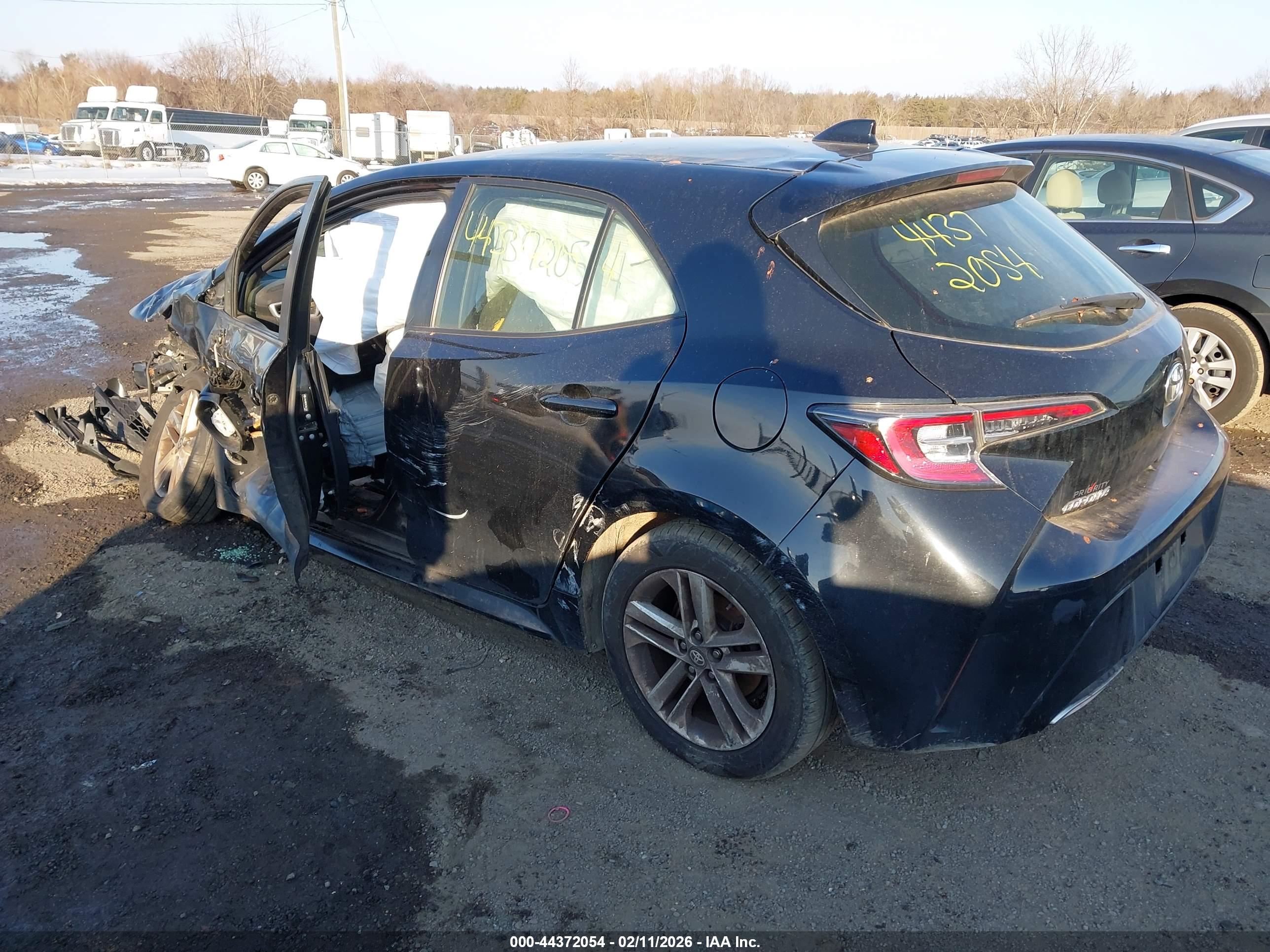 TOYOTA COROLLA image 3