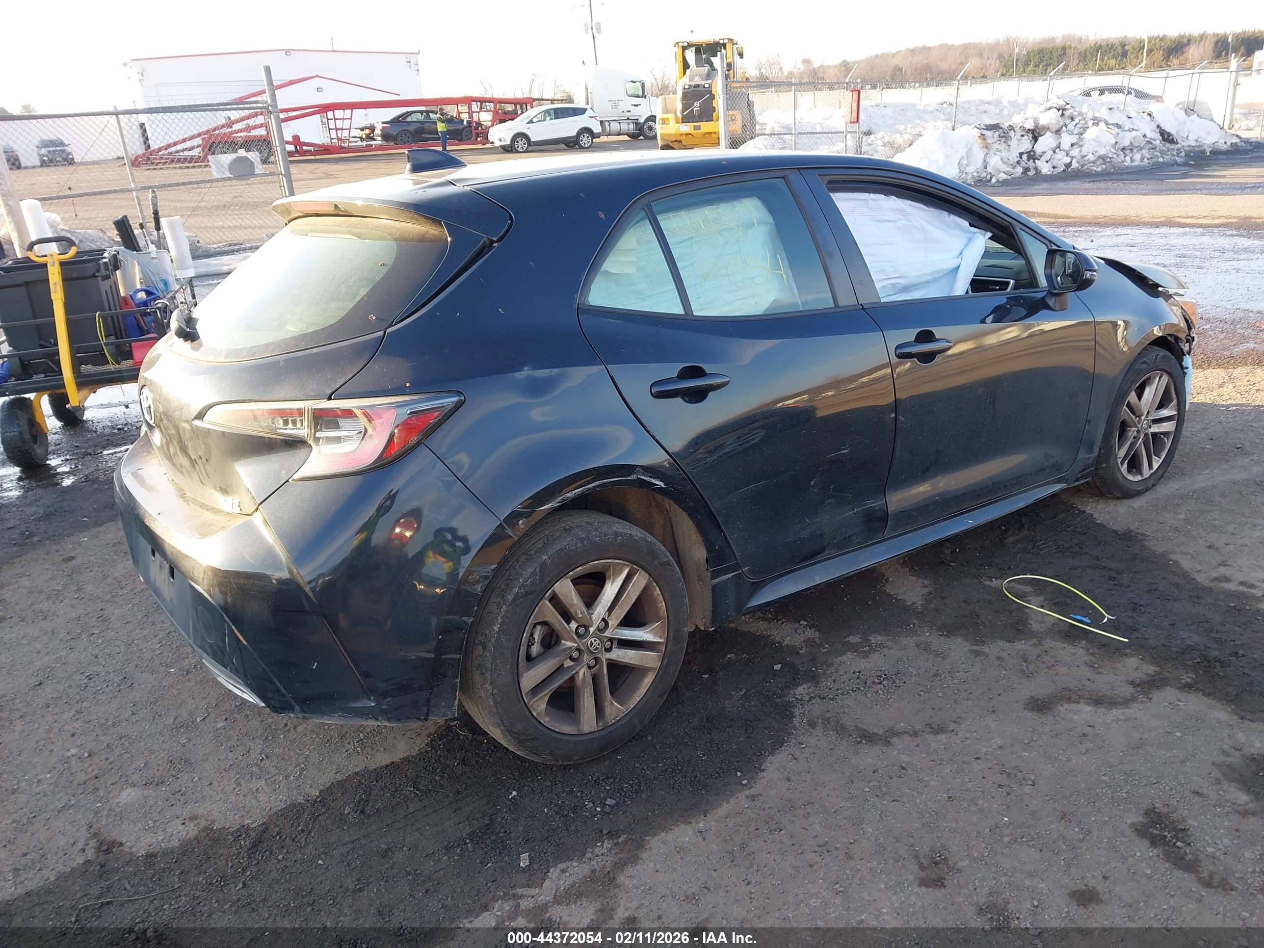 TOYOTA COROLLA image 4