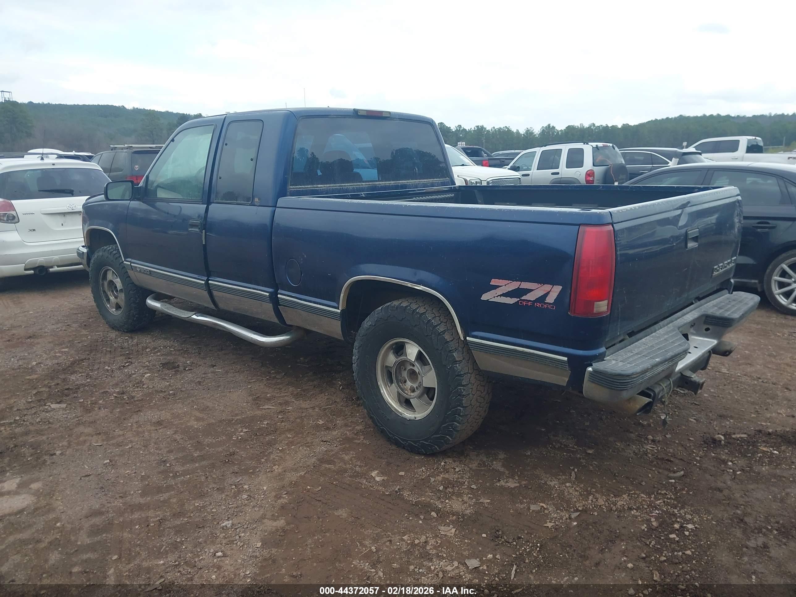 CHEVROLET K1500 image 3