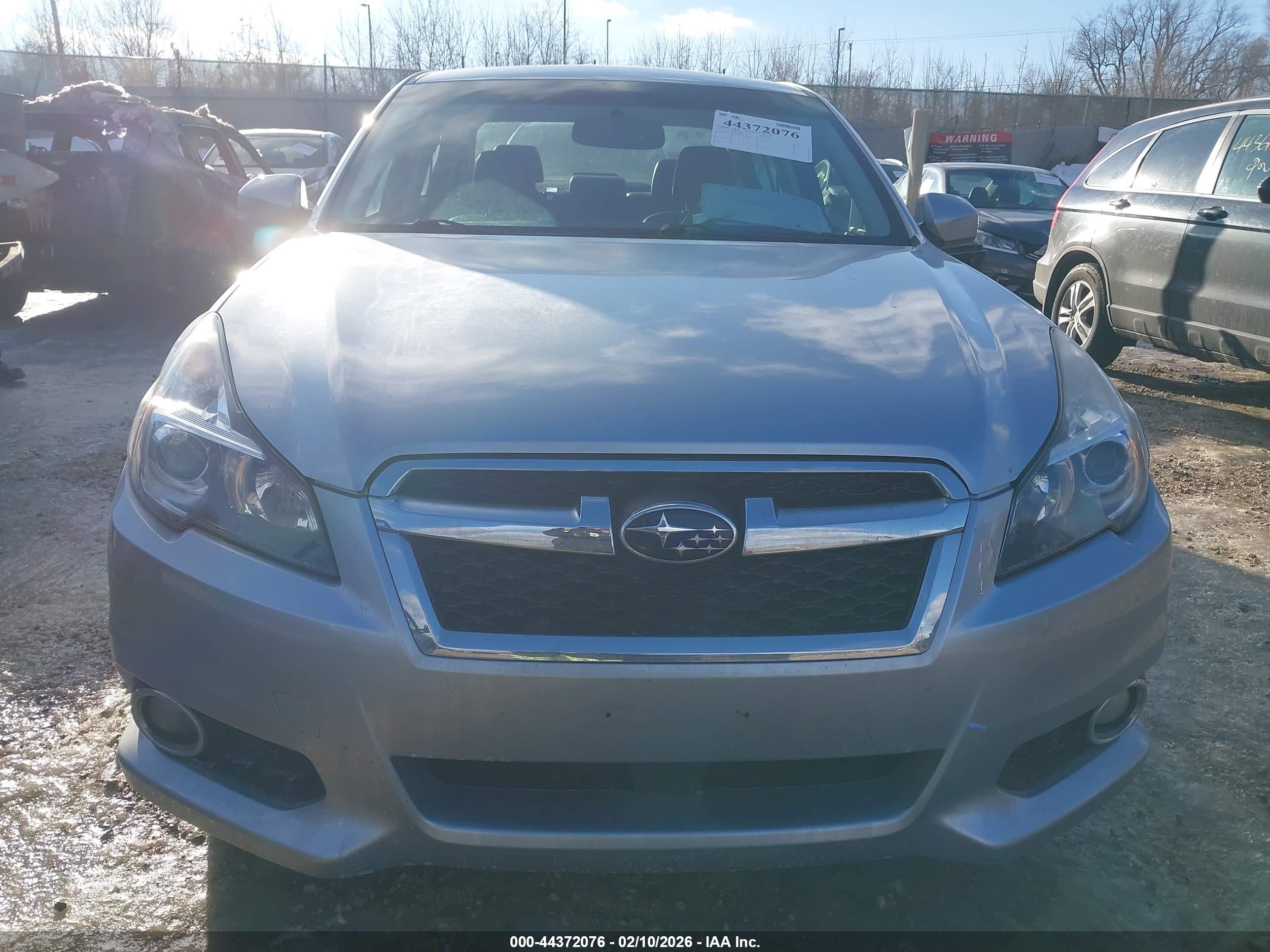 SUBARU LEGACY image 6