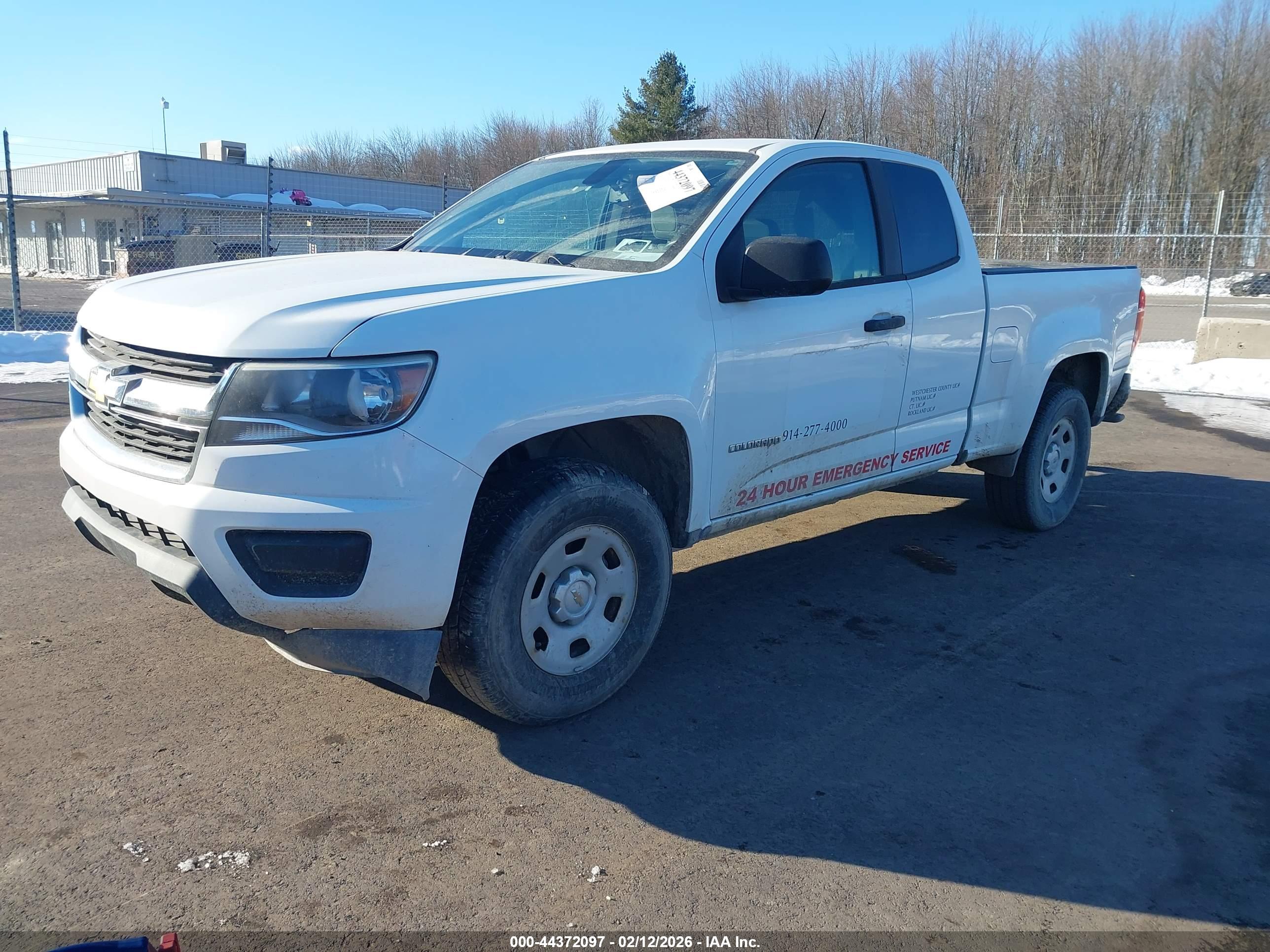 CHEVROLET COLORADO image 2
