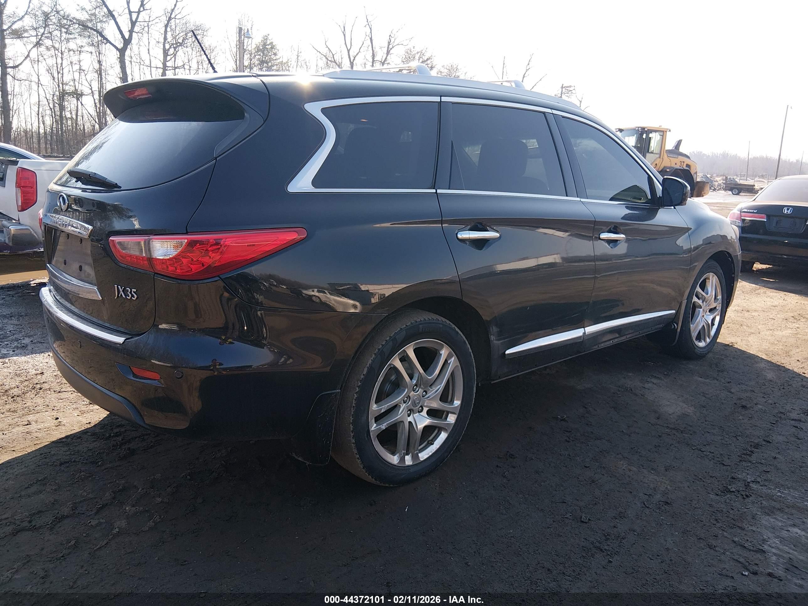 INFINITI JX35 image 4