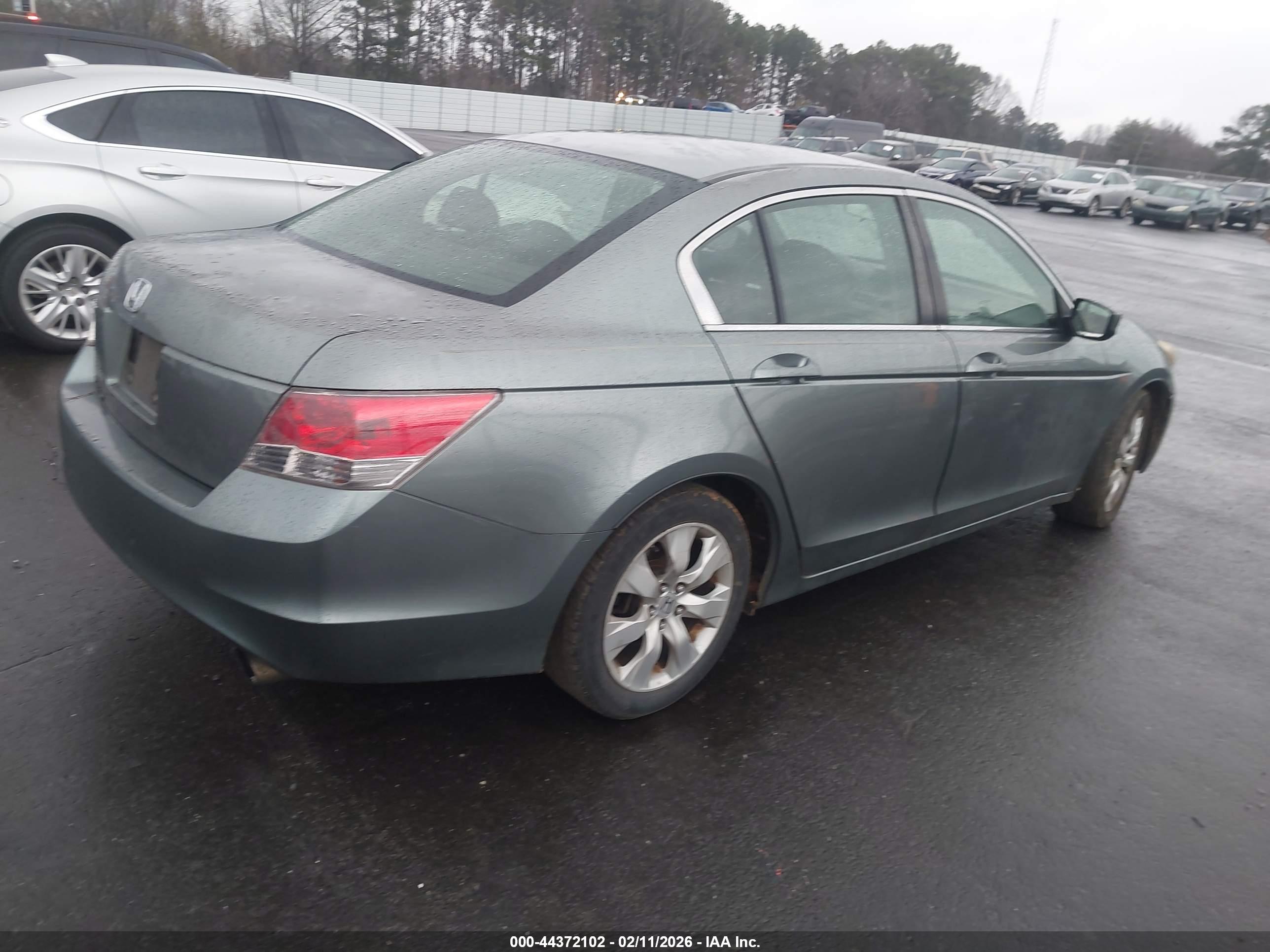 HONDA ACCORD image 4
