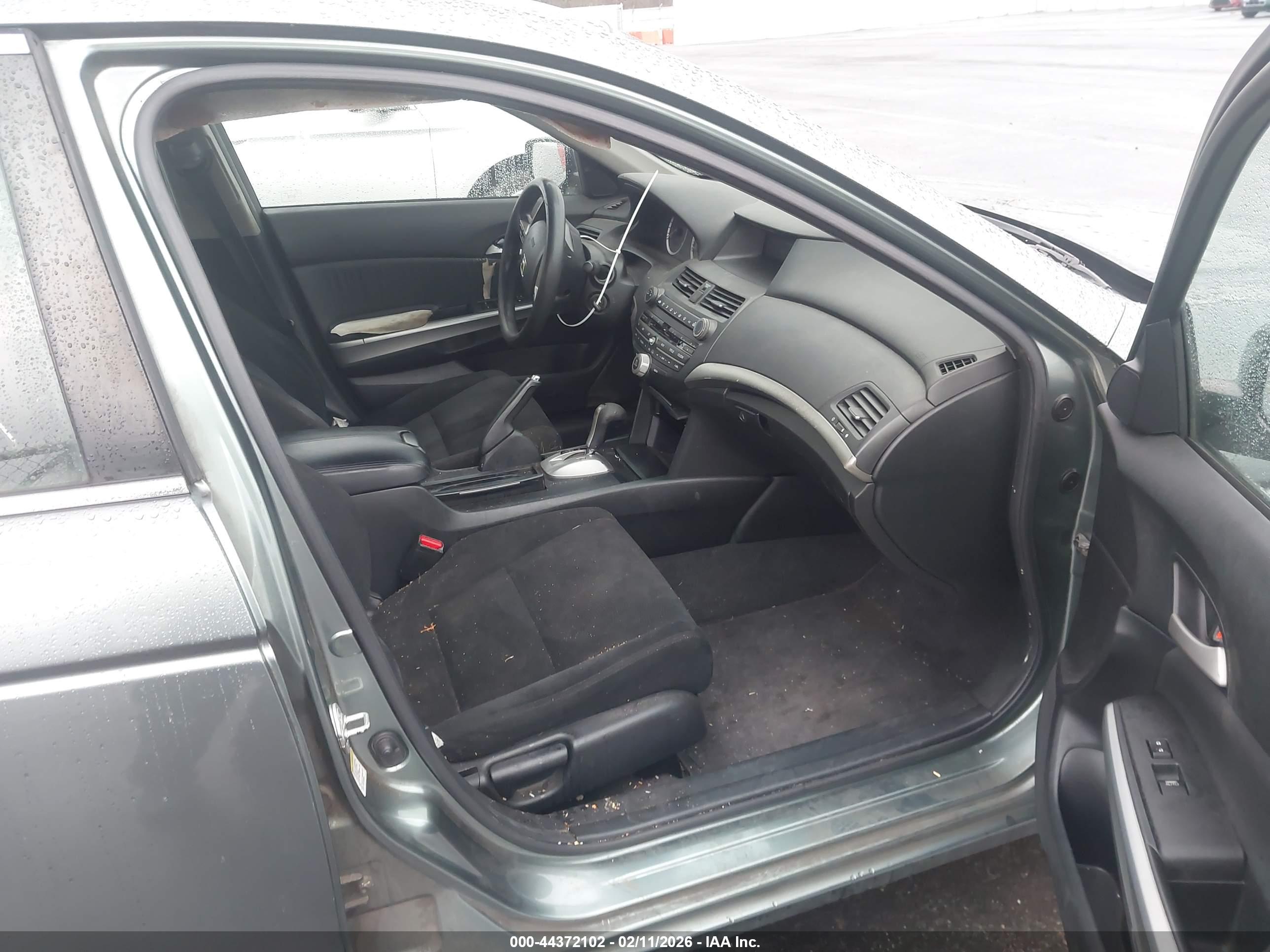HONDA ACCORD image 5