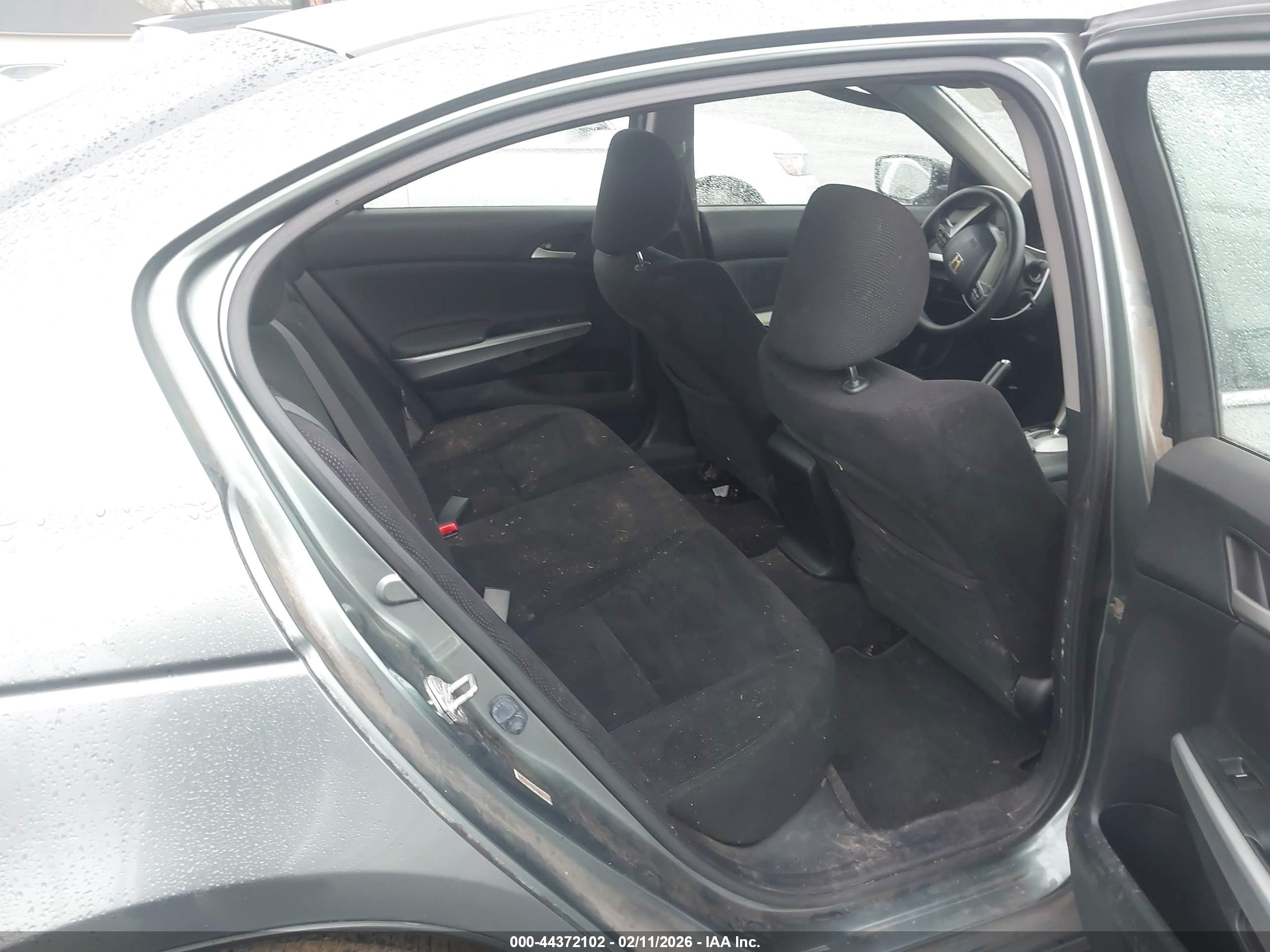 HONDA ACCORD image 8