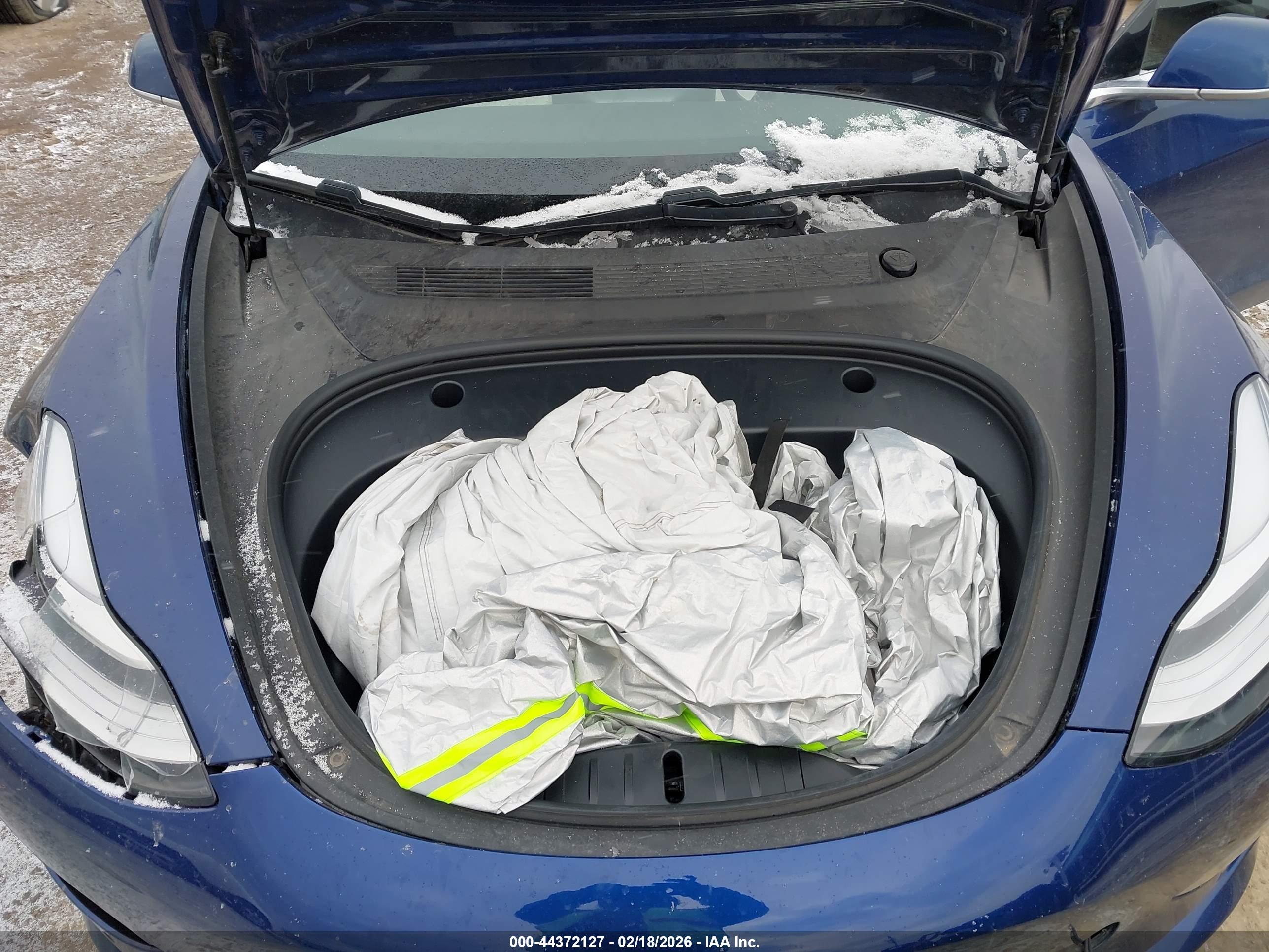 TESLA MODEL image 10