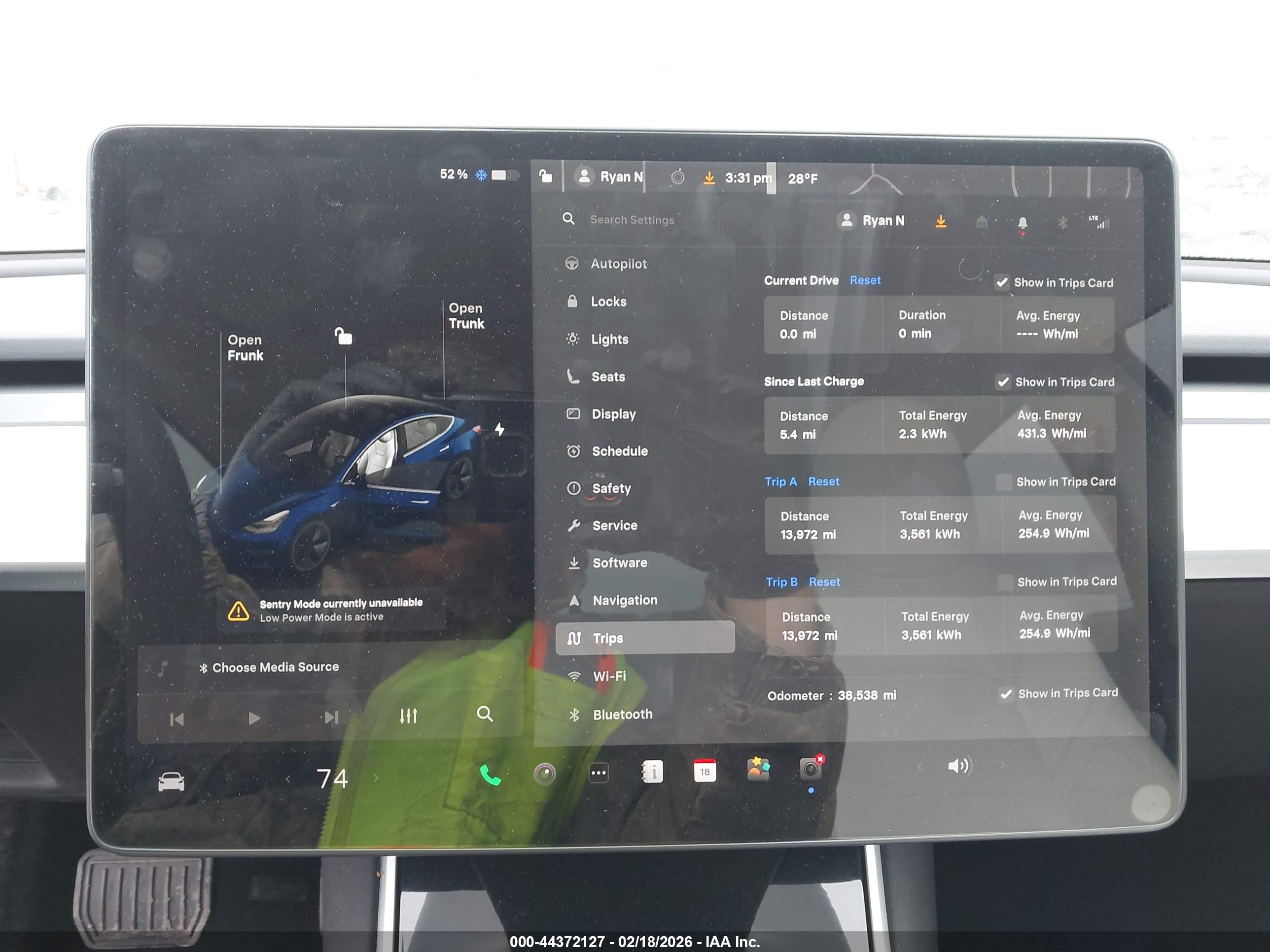 TESLA MODEL image 7