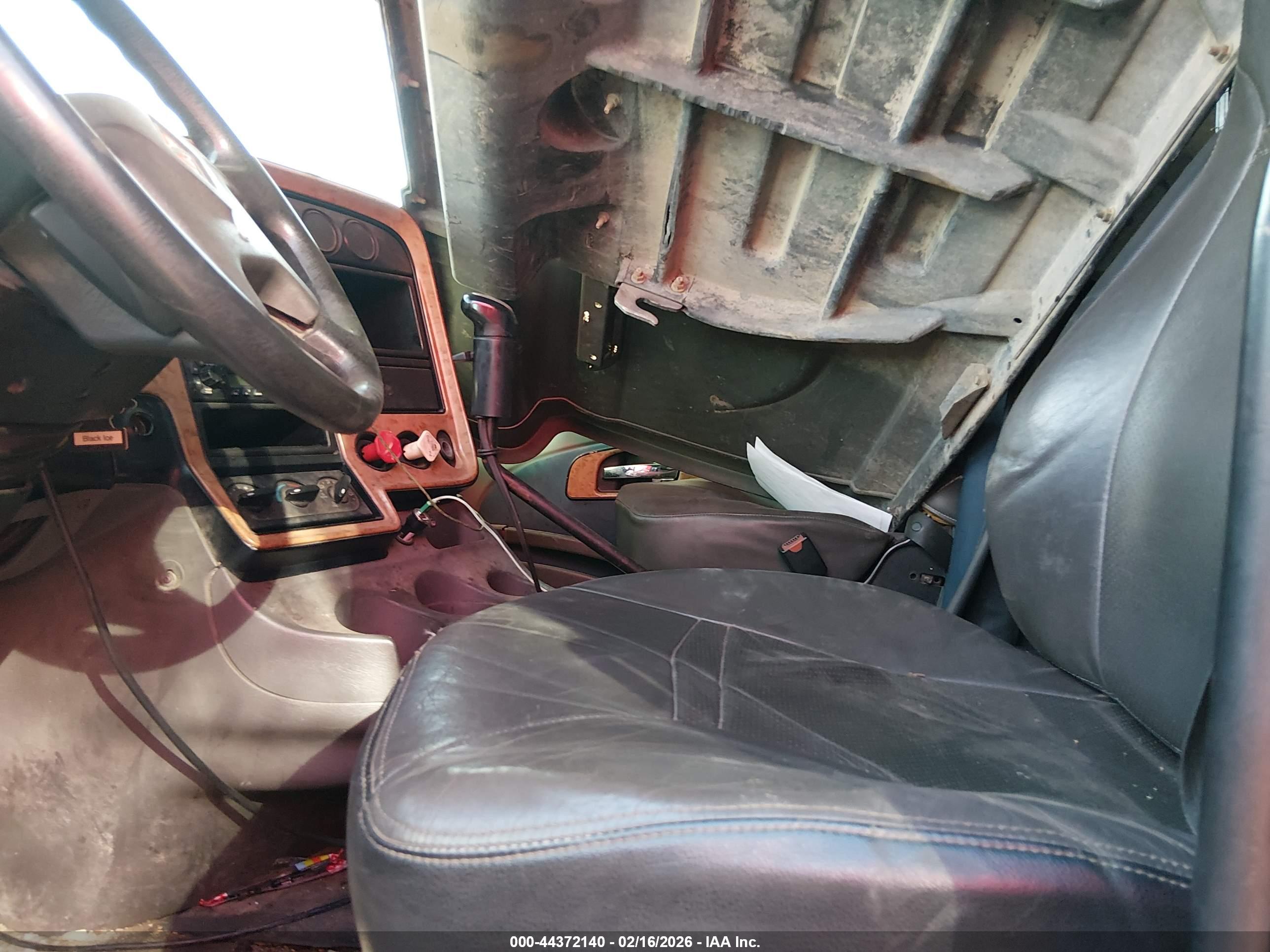 INTERNATIONAL PROSTAR image 8