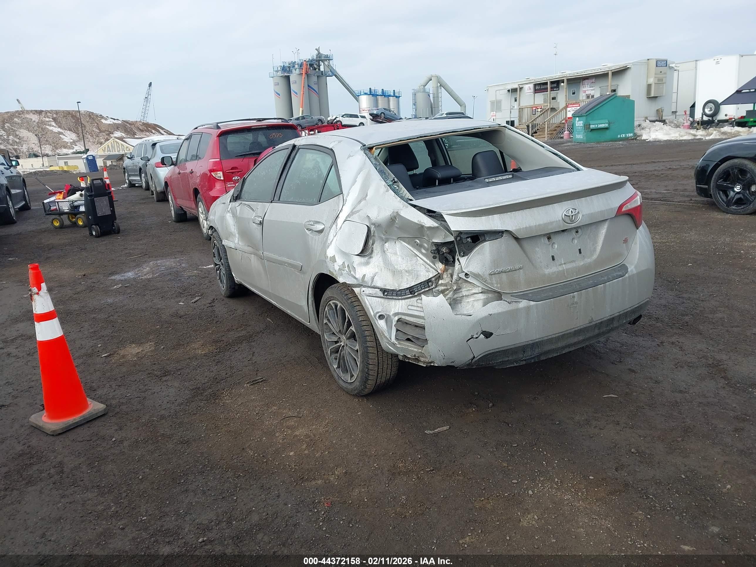 TOYOTA COROLLA image 3
