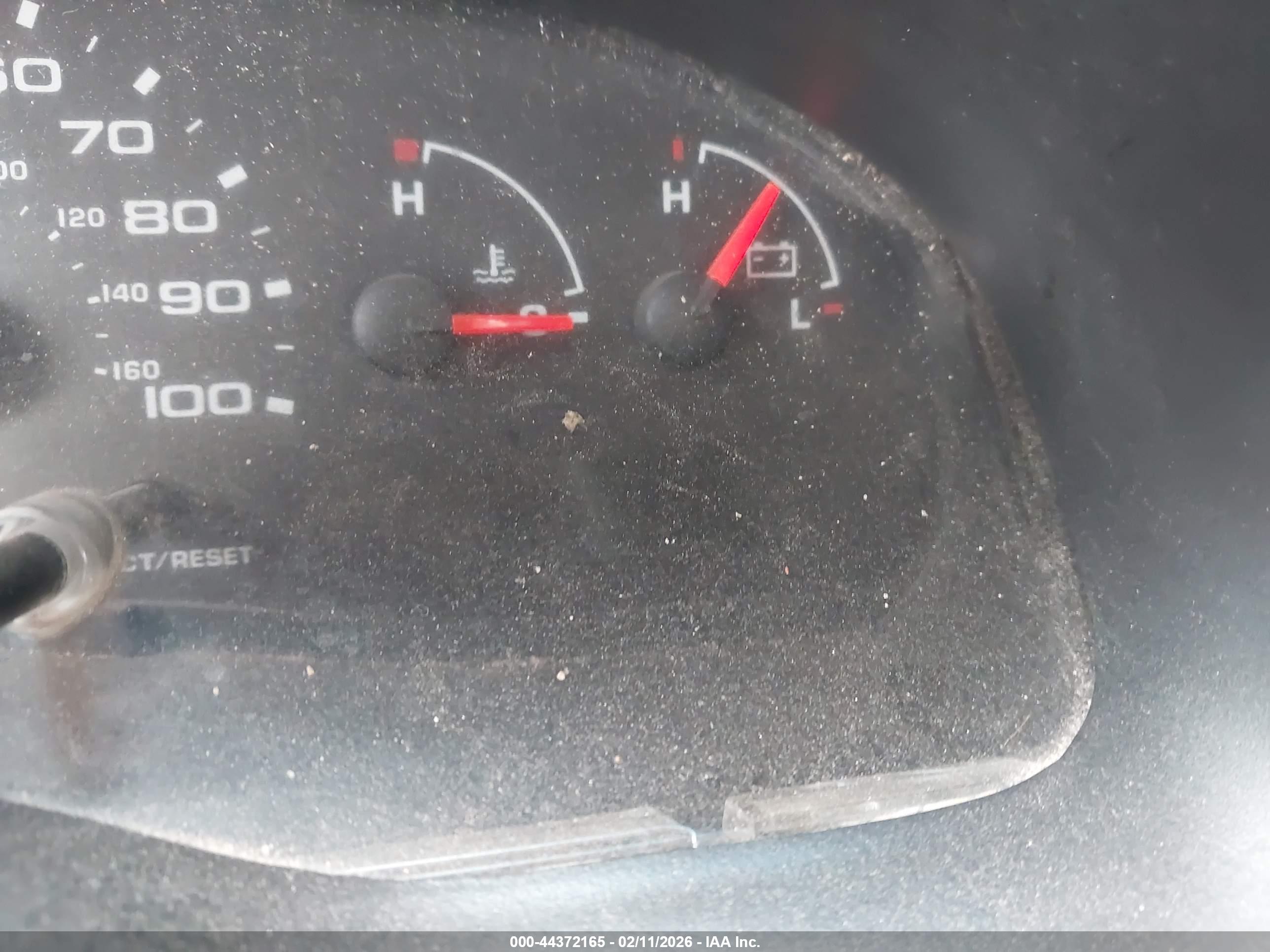 FORD E-250 image 7