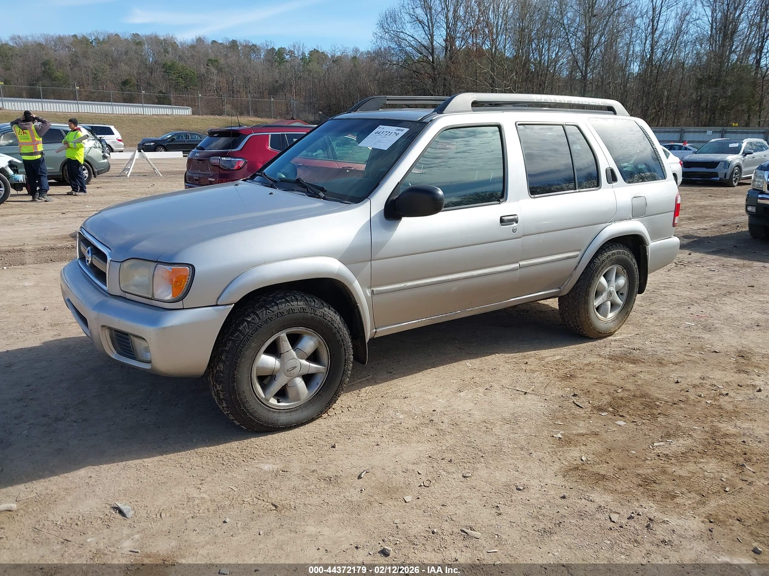 NISSAN PATHFINDER image 2