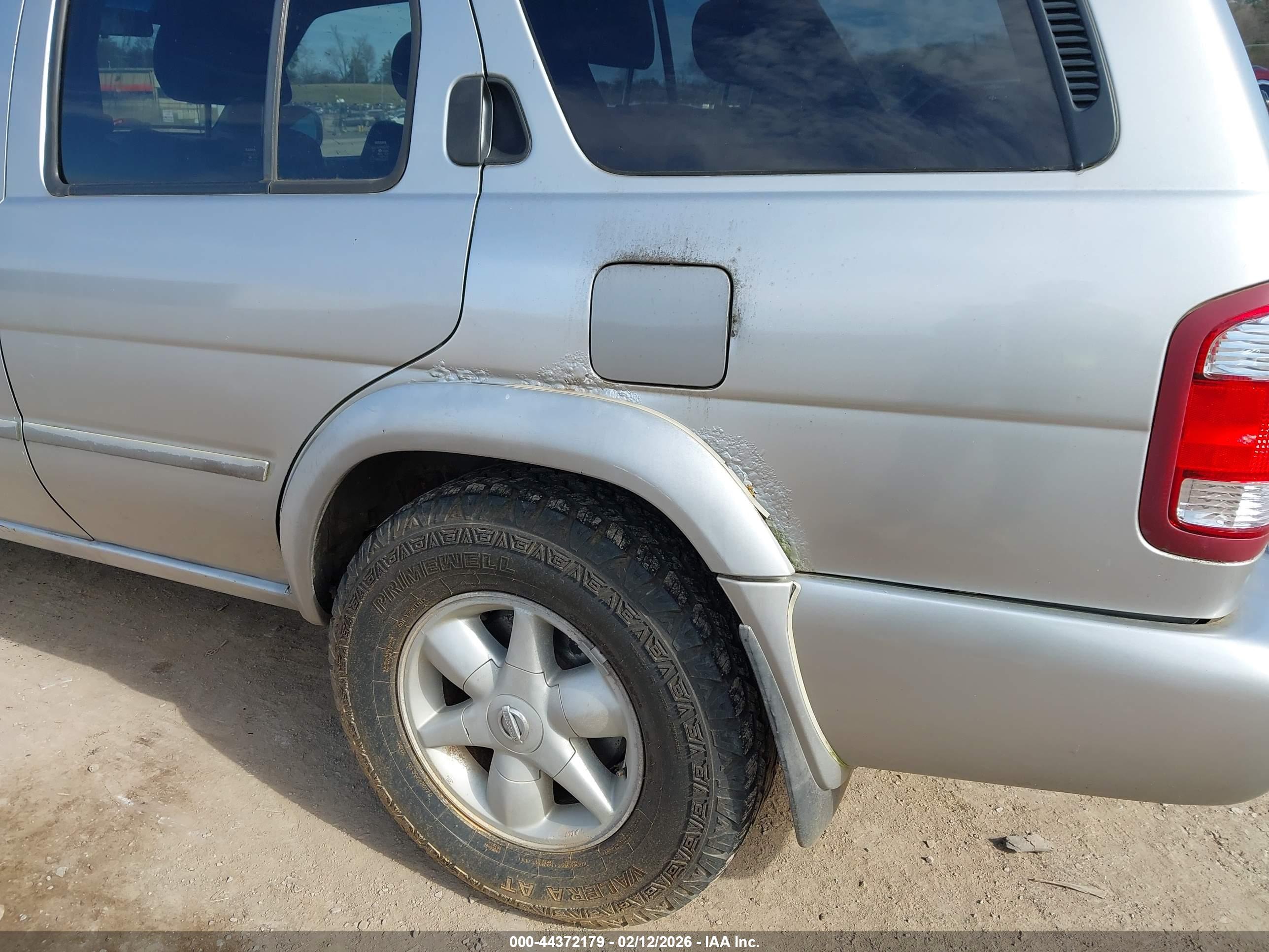 NISSAN PATHFINDER image 6