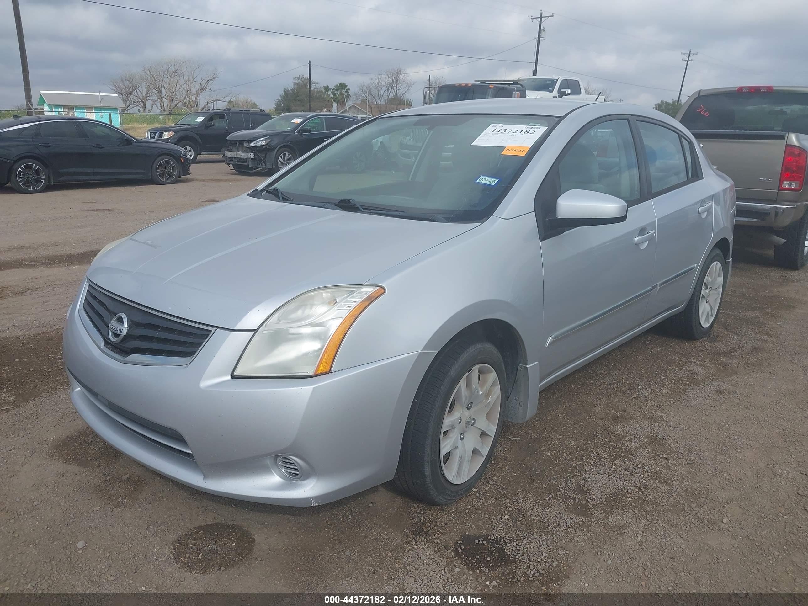 NISSAN SENTRA image 6