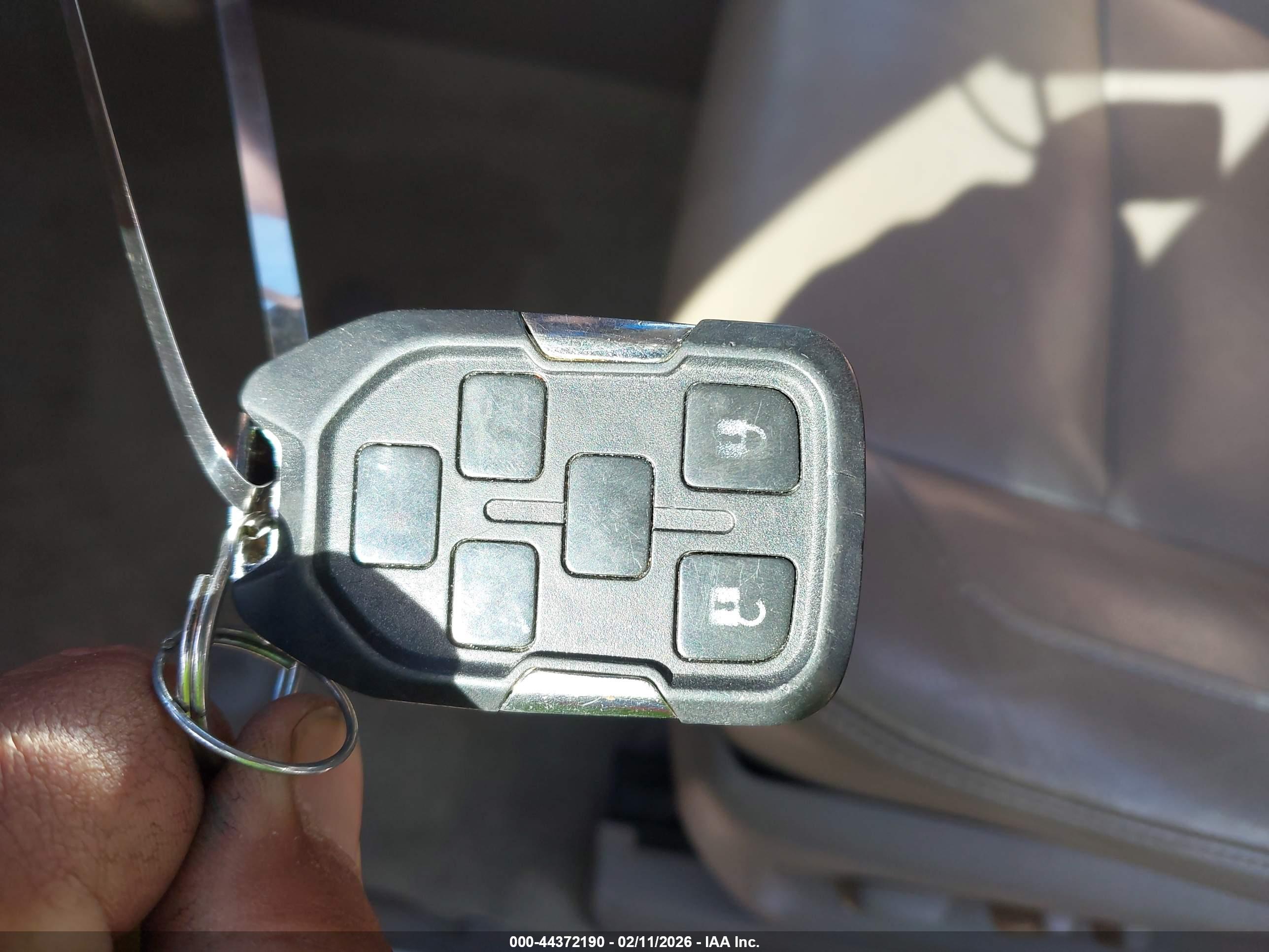CHEVROLET TAHOE image 11