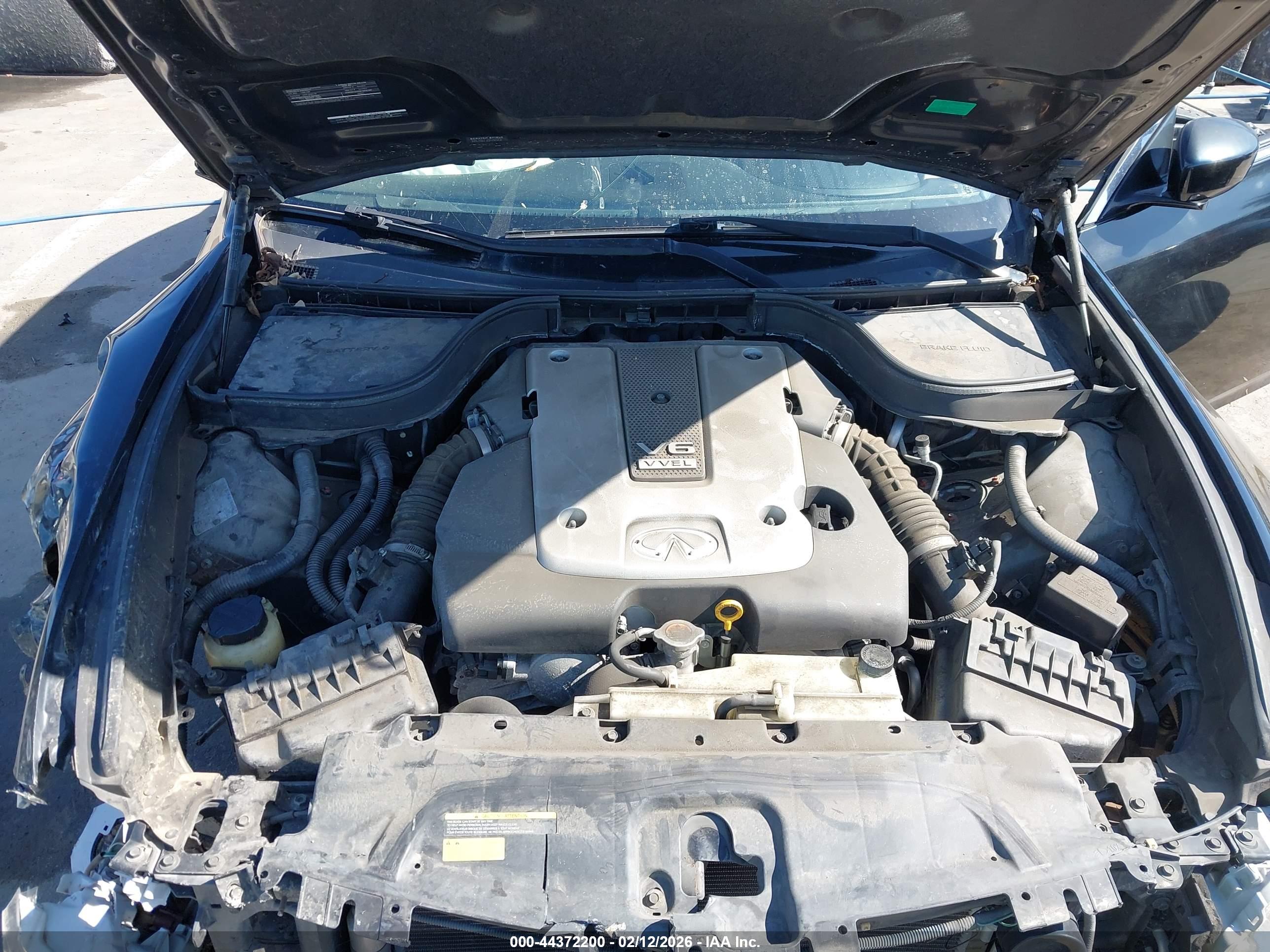 INFINITI G37 image 10
