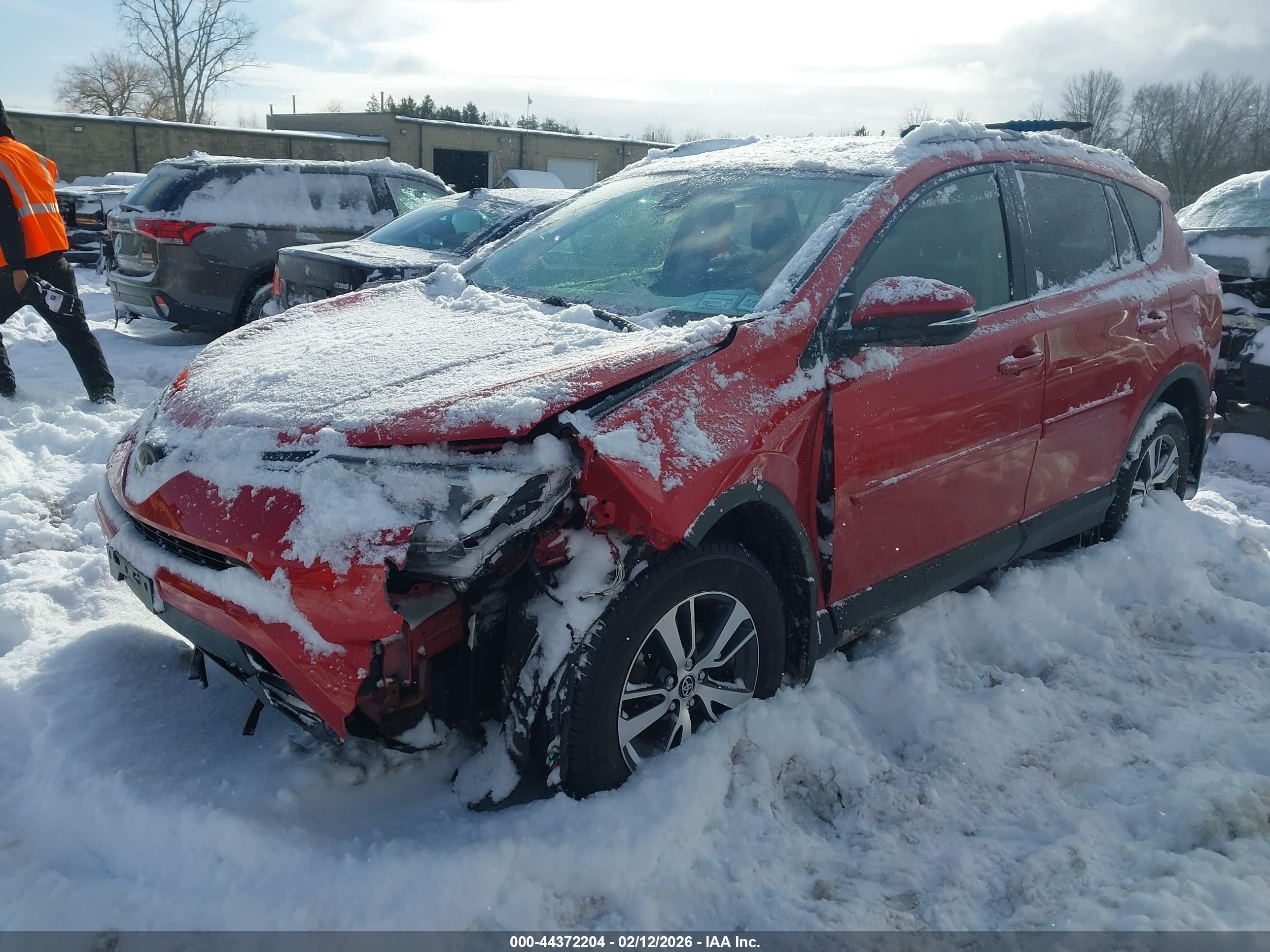 TOYOTA RAV4 image 2