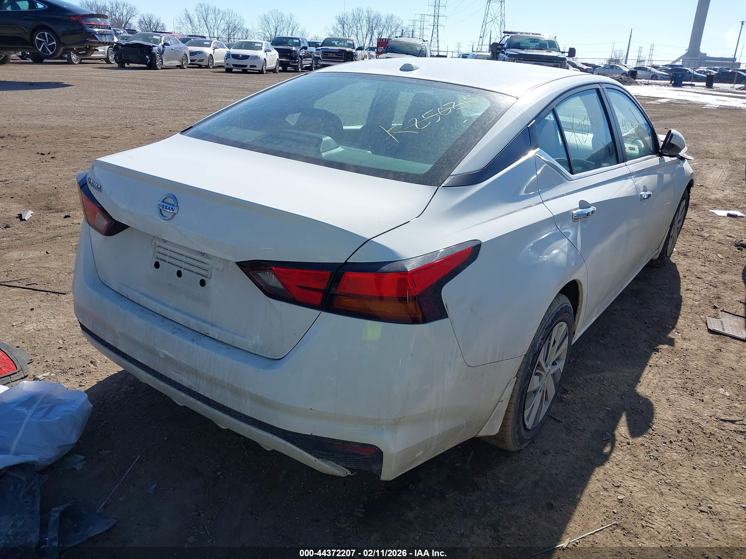 NISSAN ALTIMA image 4