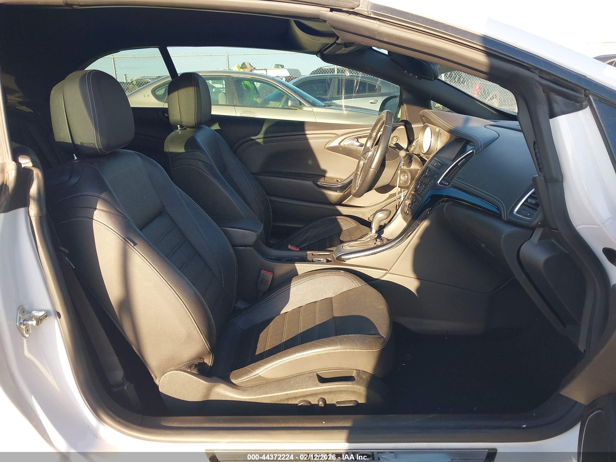 BUICK CASCADA image 5