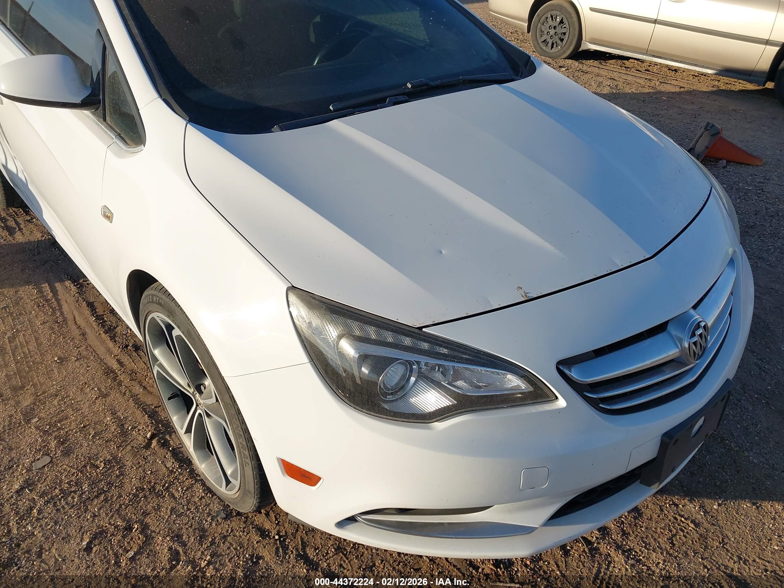 BUICK CASCADA image 6