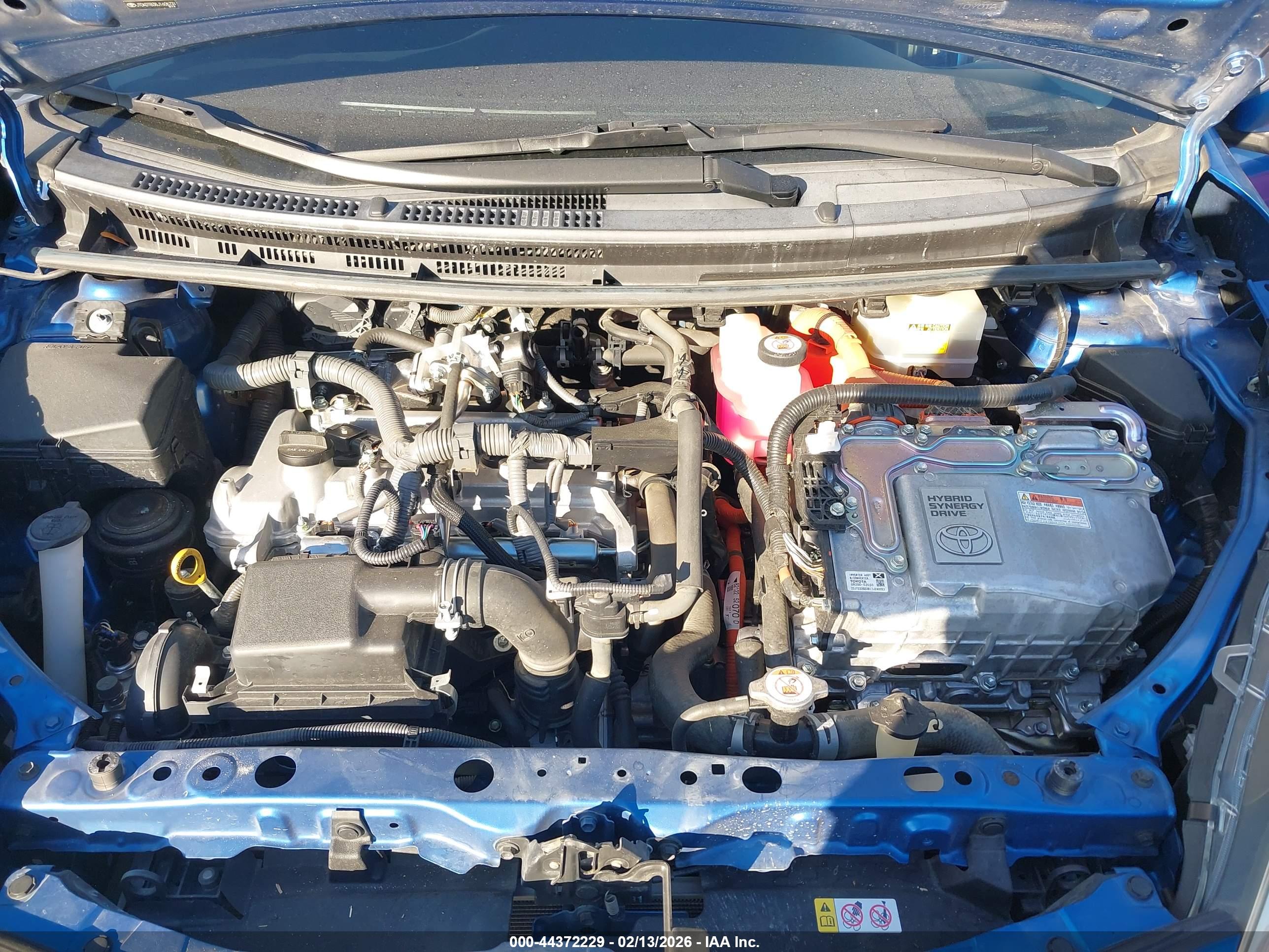 TOYOTA PRIUS image 10