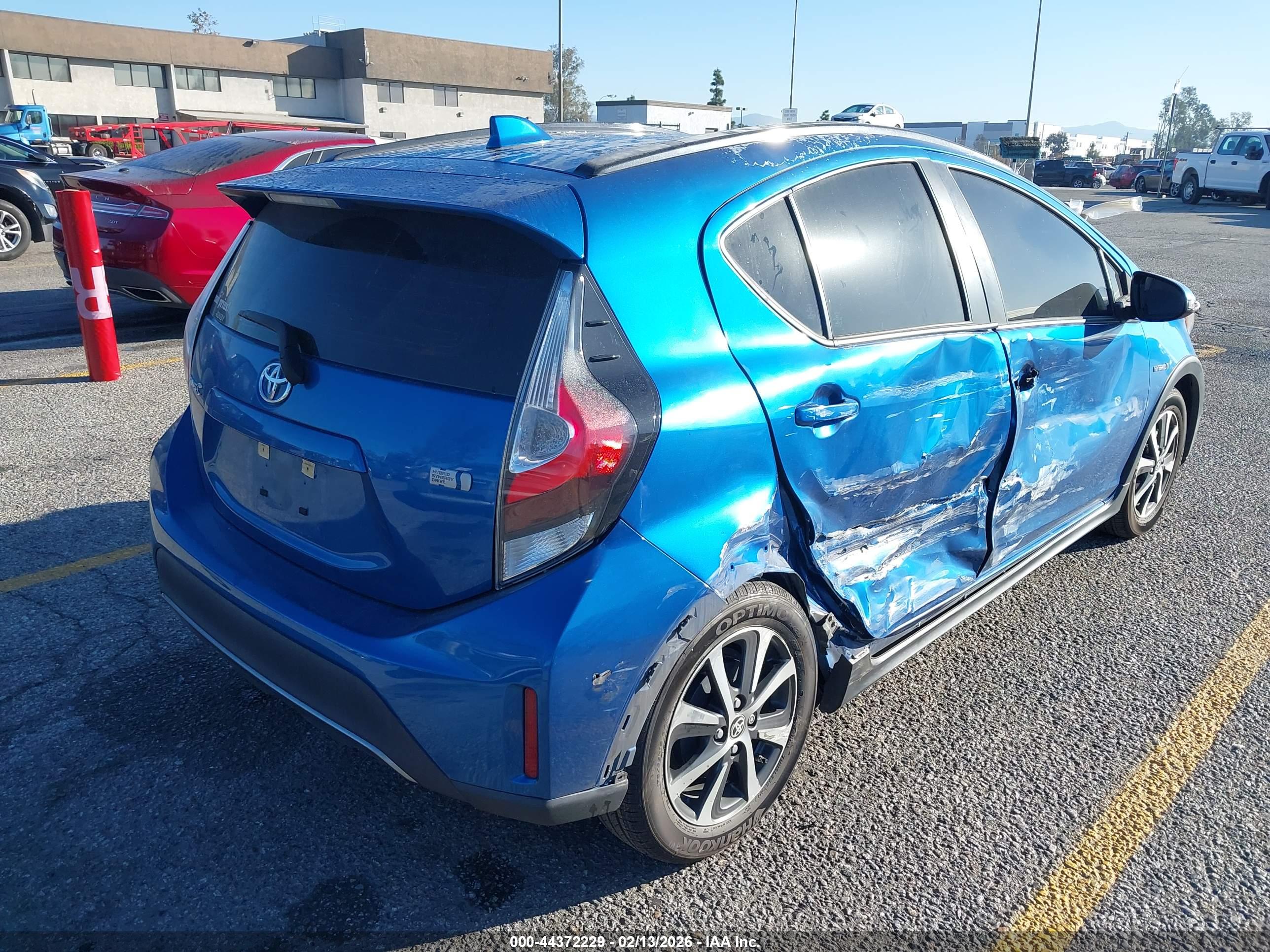 TOYOTA PRIUS image 4
