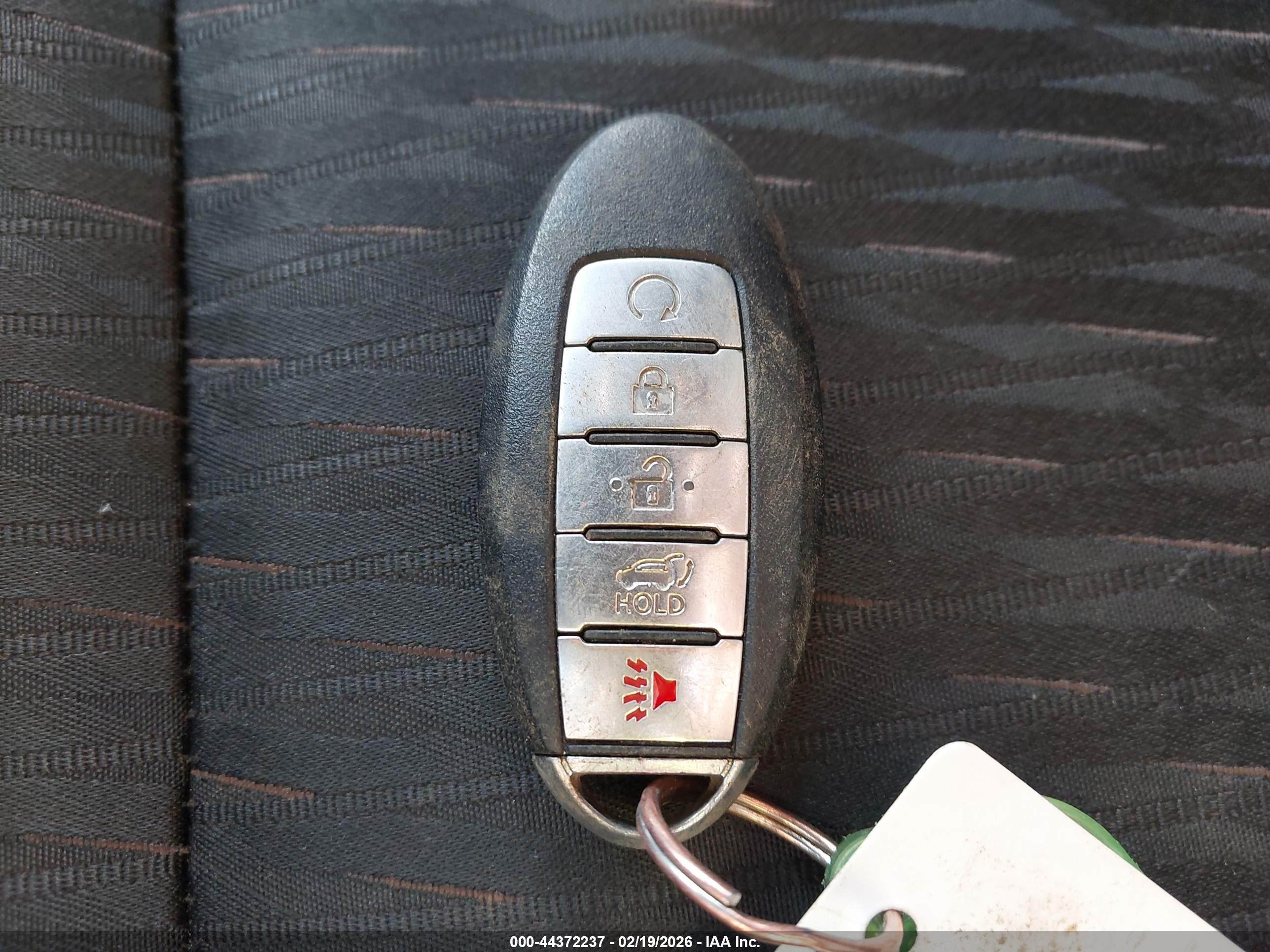 NISSAN ROGUE image 11