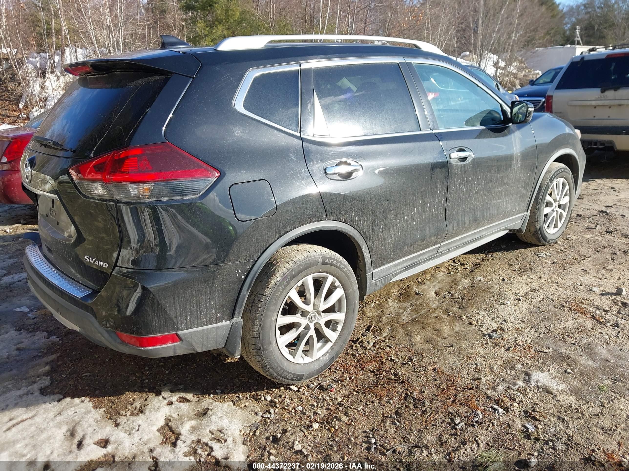 NISSAN ROGUE image 4
