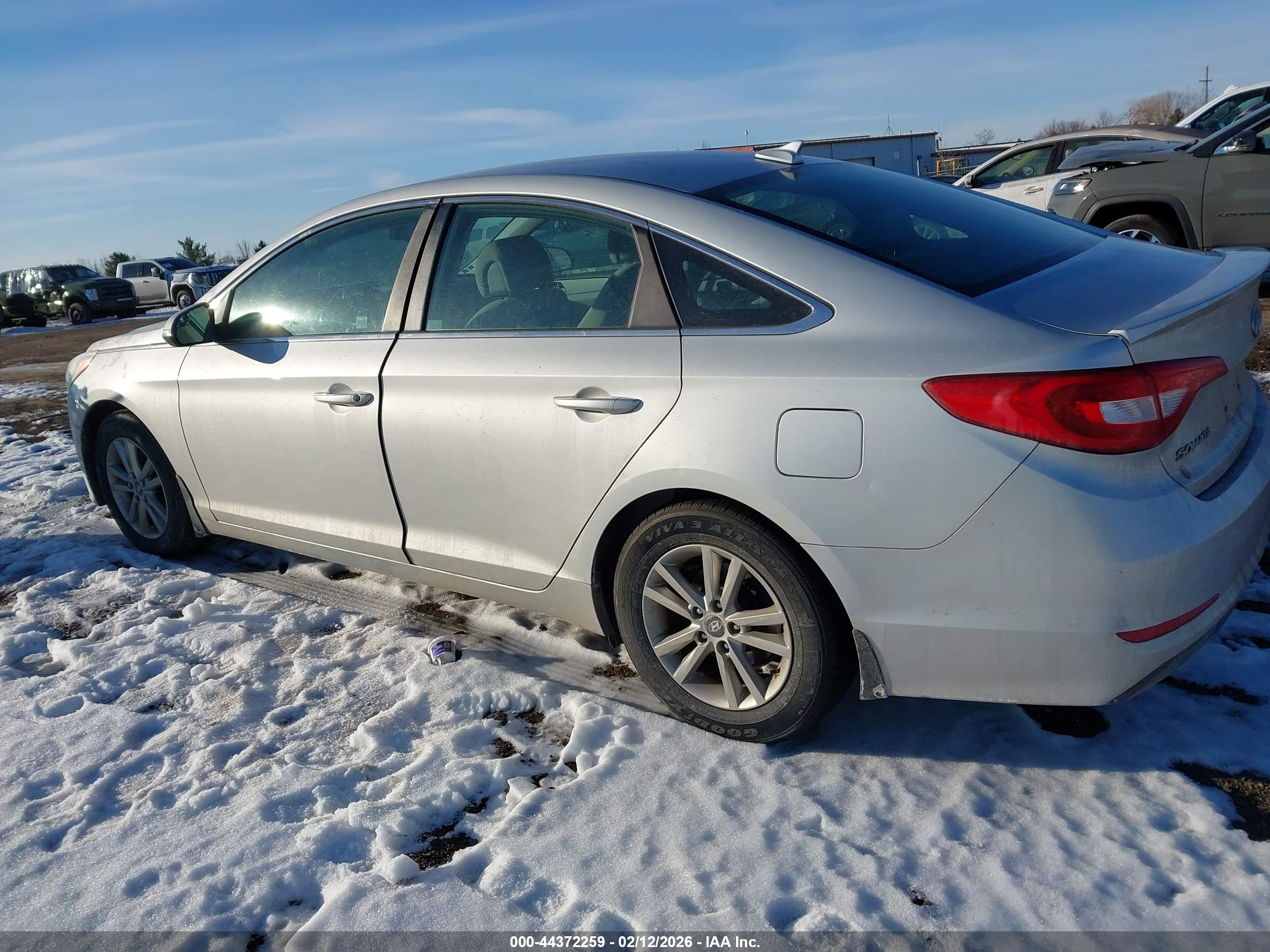 HYUNDAI SONATA image 3