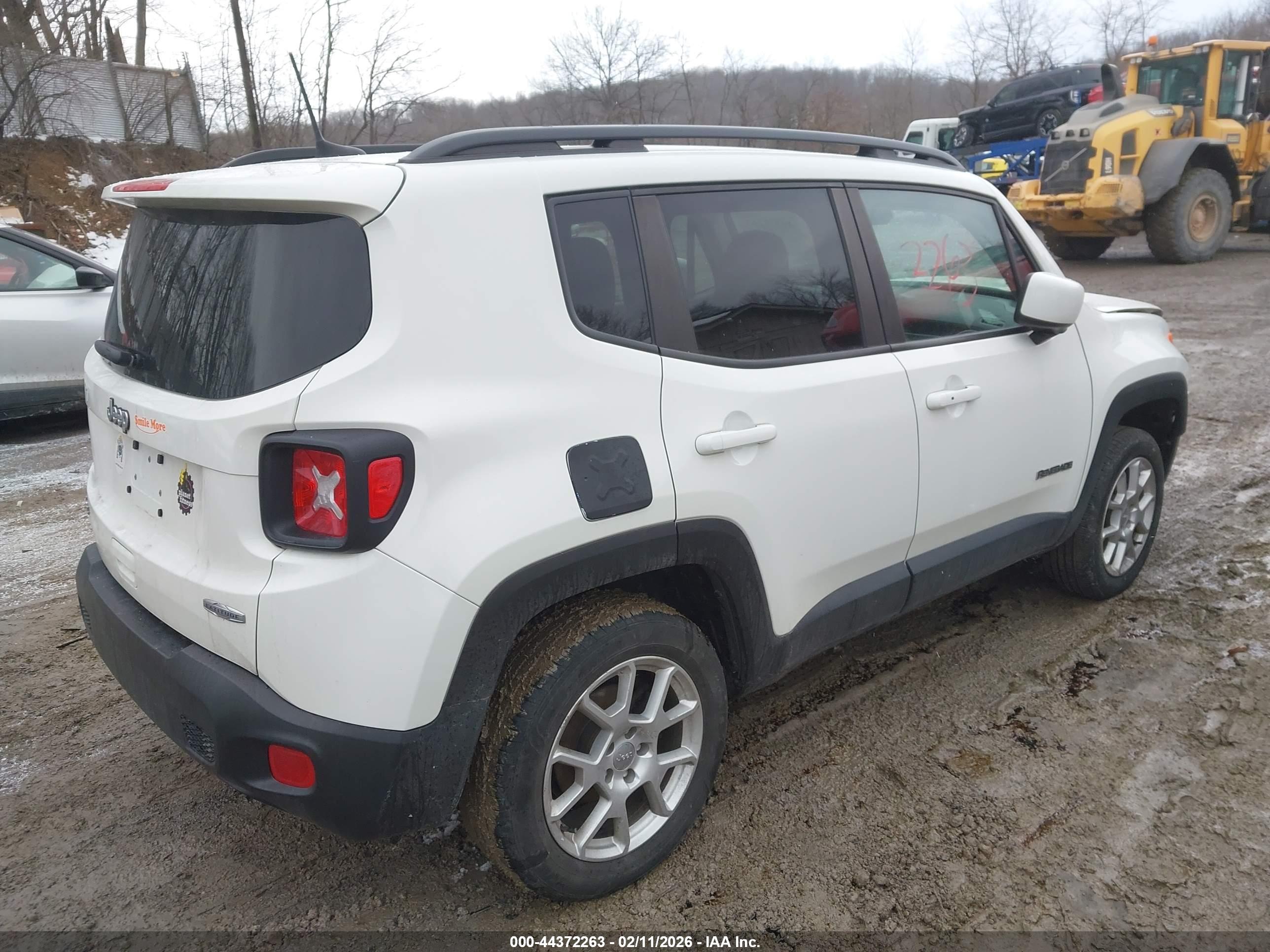 JEEP RENEGADE image 4
