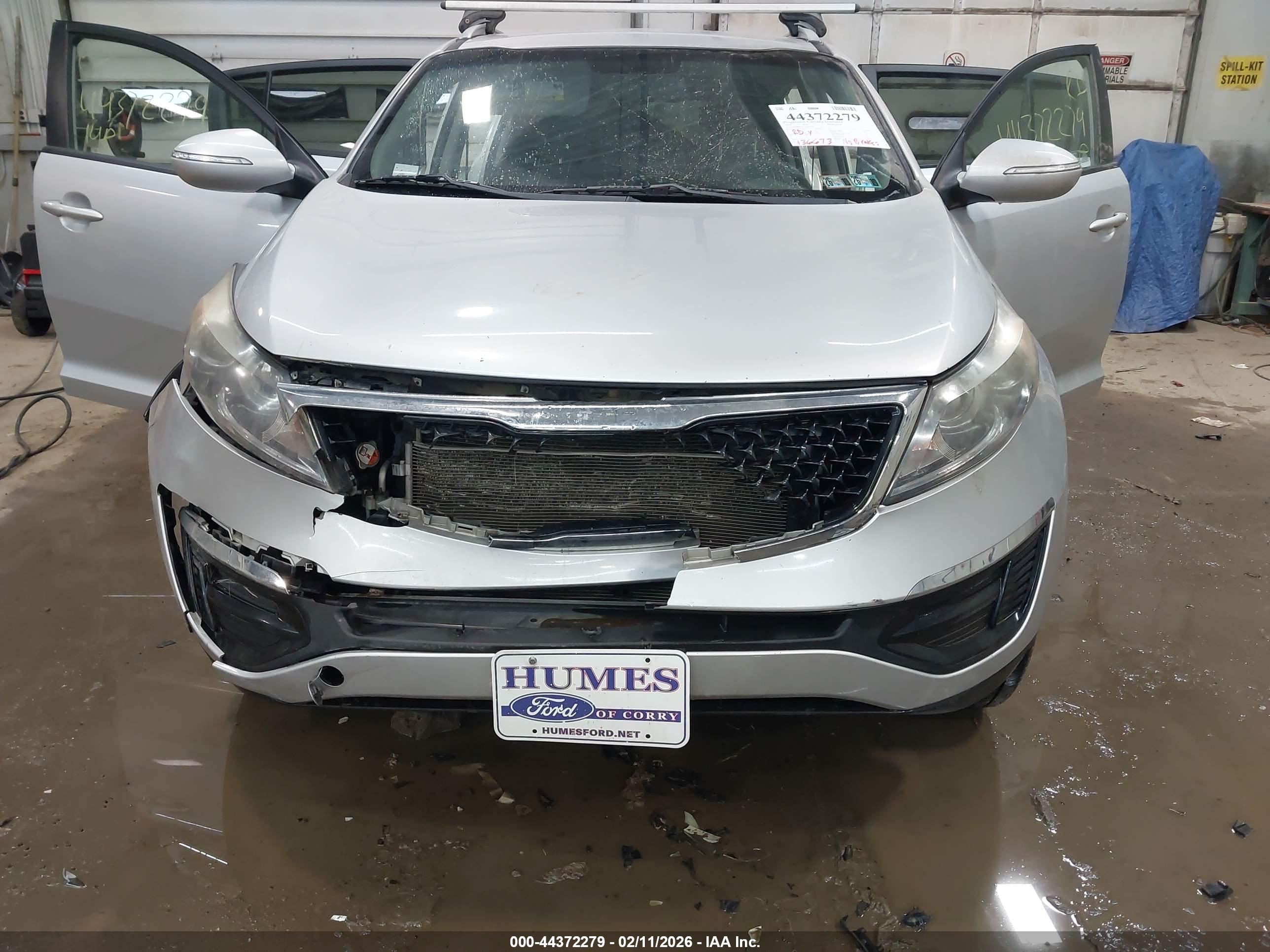 KIA SPORTAGE image 6