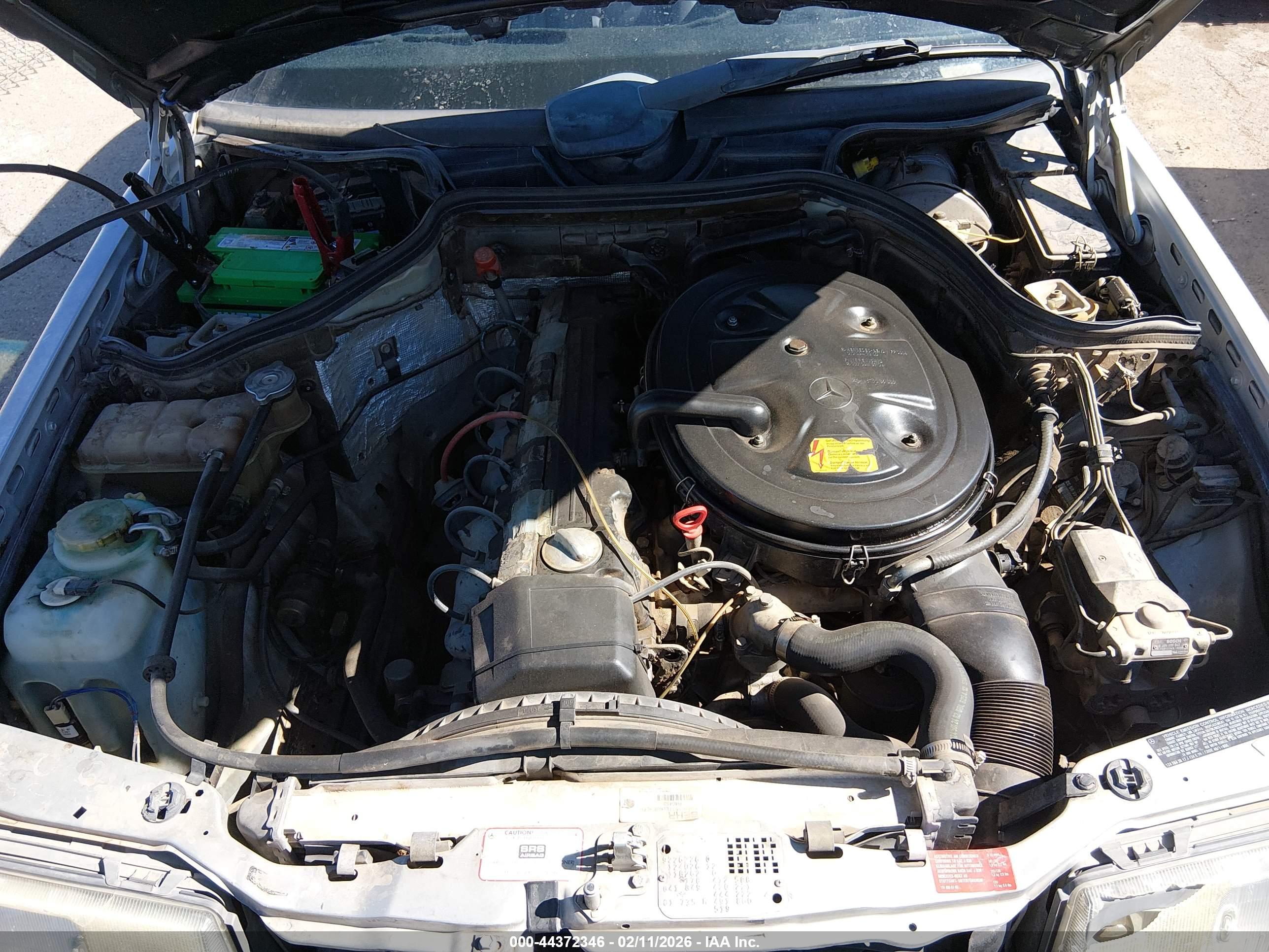MERCEDES-BENZ 300 image 10