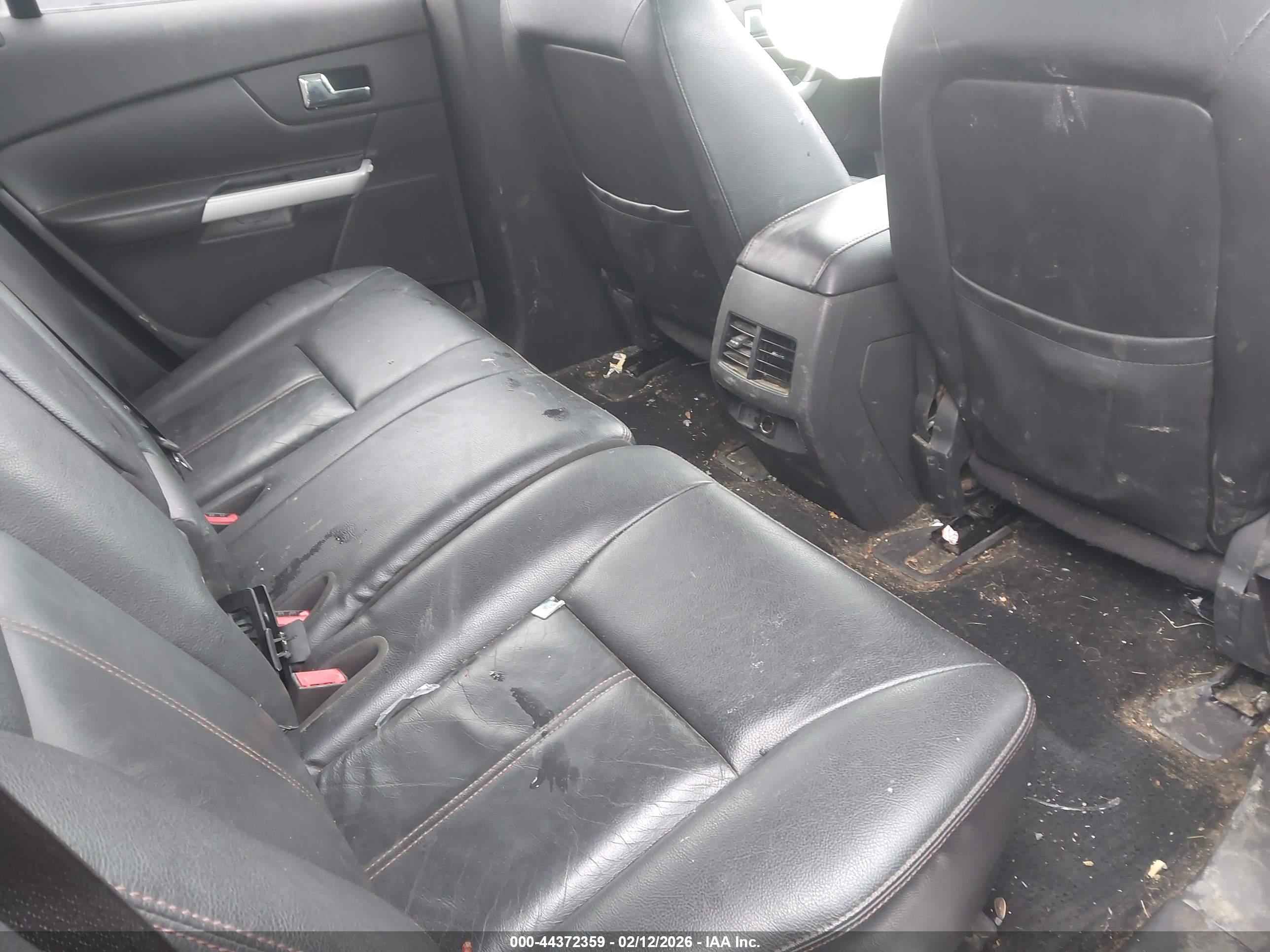 FORD EDGE image 8