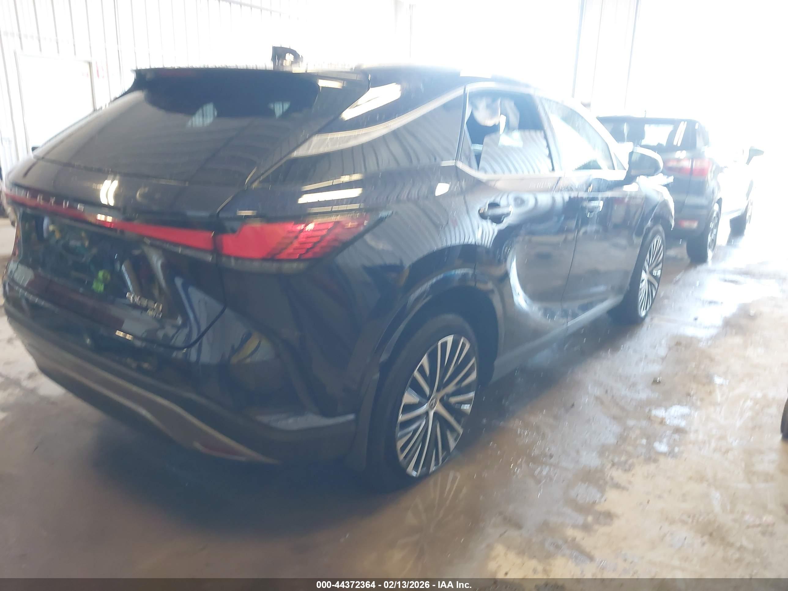 LEXUS RX image 4