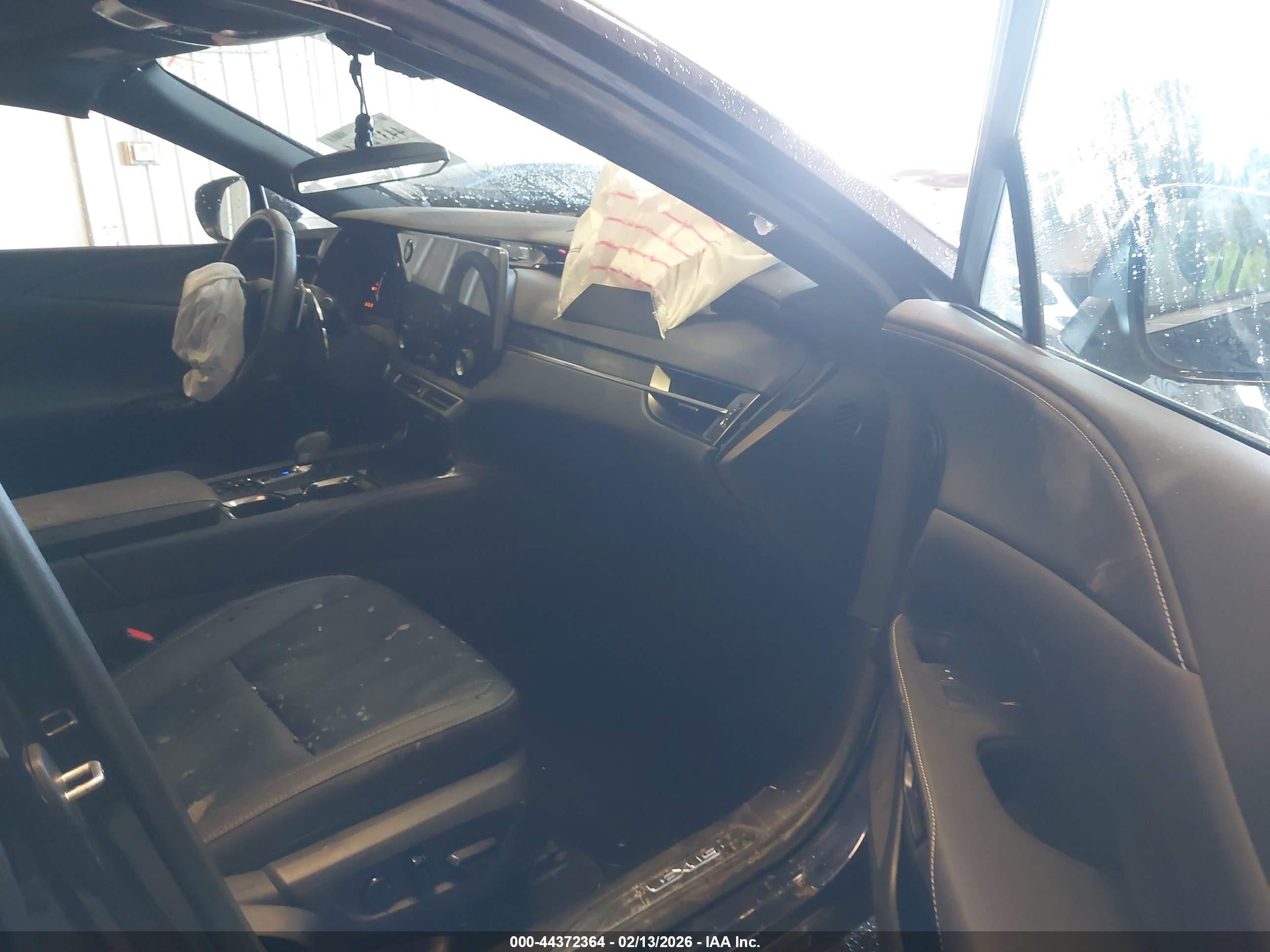 LEXUS RX image 5